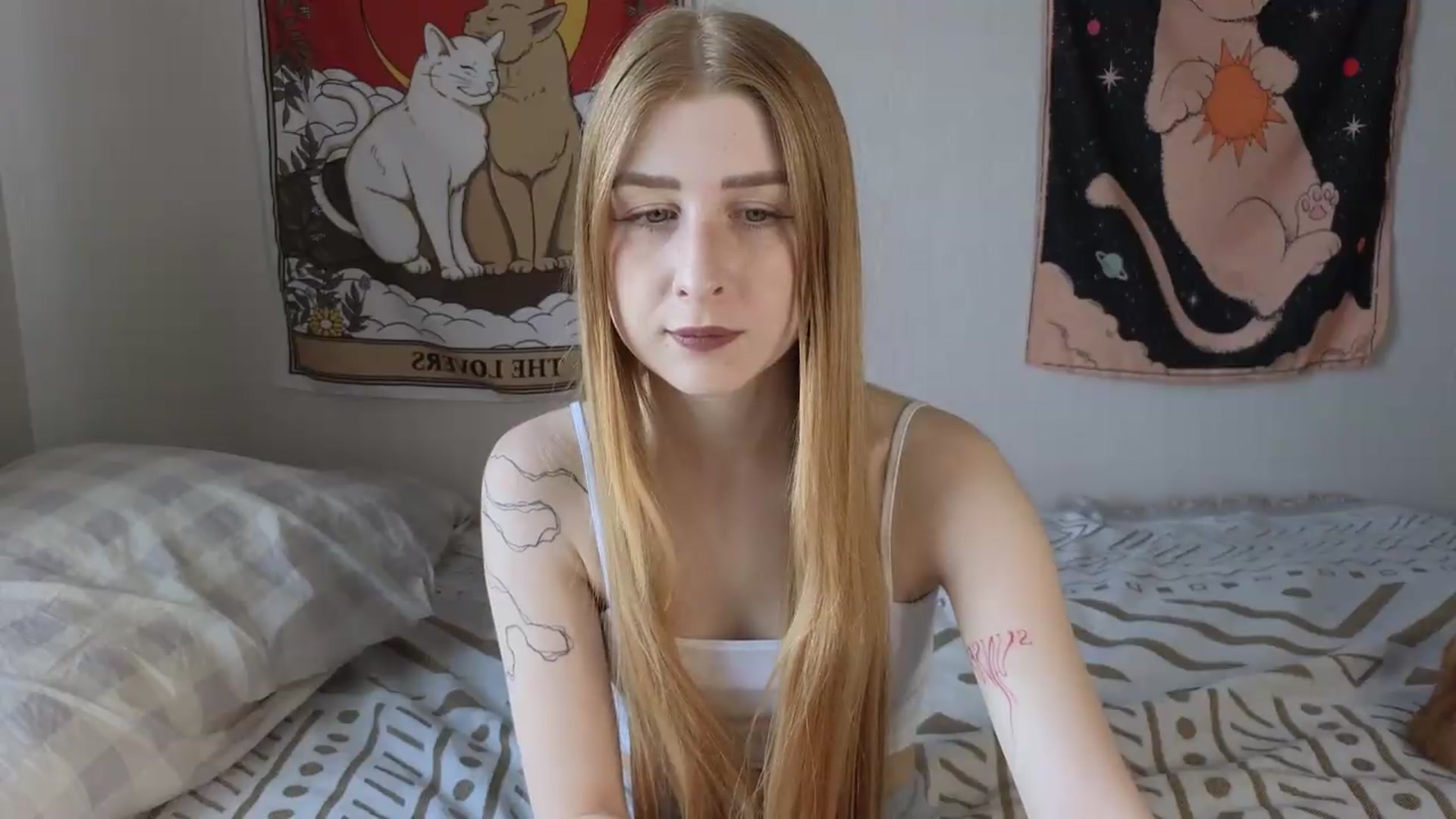 Gallery image thumbnail from ElonaGinger's myfreecams stream on, 07/15/2026, 13:33 image 9 of 20