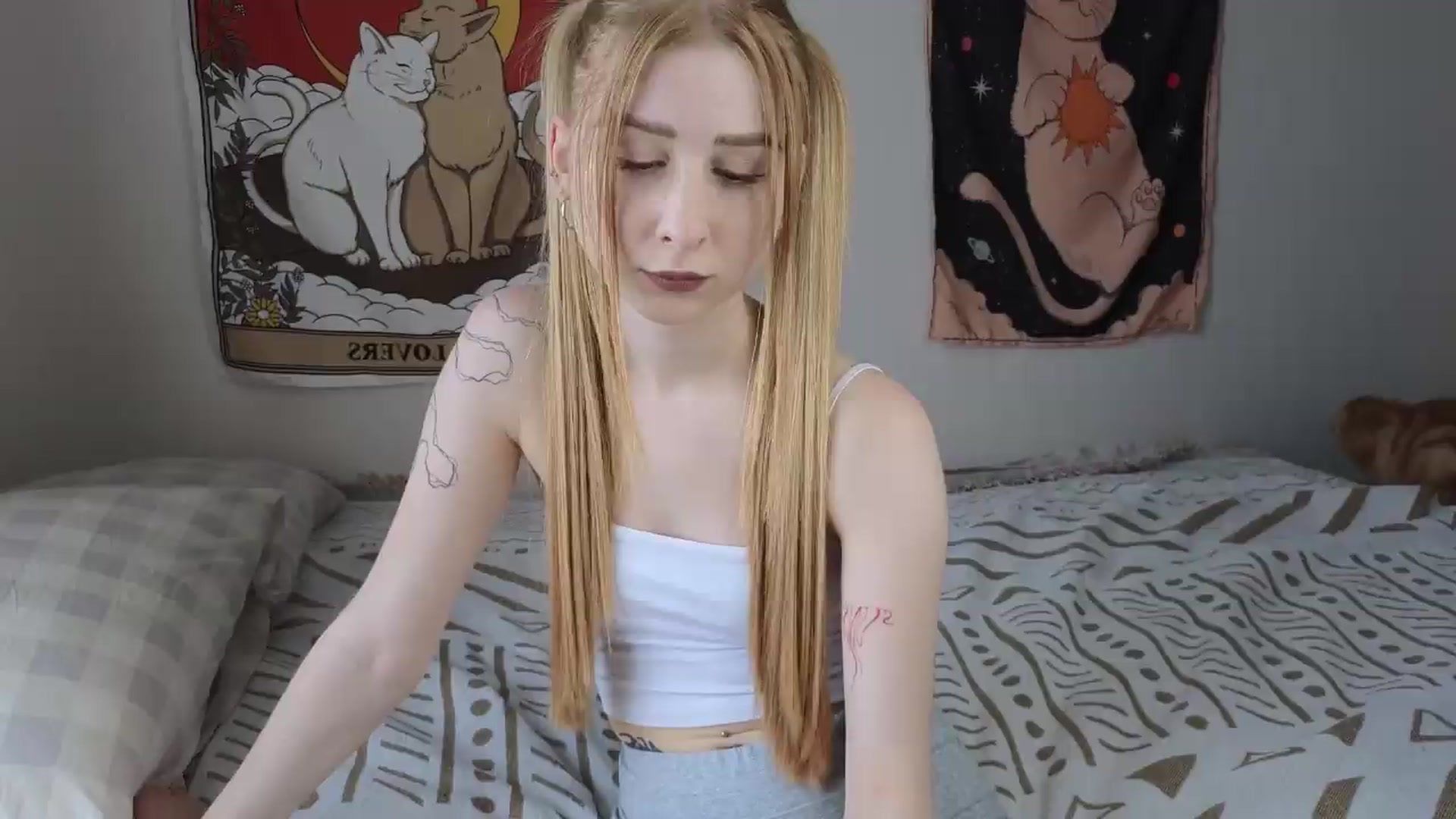 Gallery image thumbnail from ElonaGinger's myfreecams stream on, 07/23/2026, 11:49 image 9 of 20