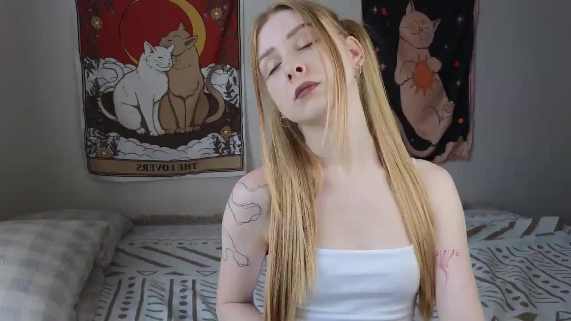 Gallery image thumbnail from ElonaGinger's myfreecams stream on, 07/23/2026, 11:49 image 3 of 20
