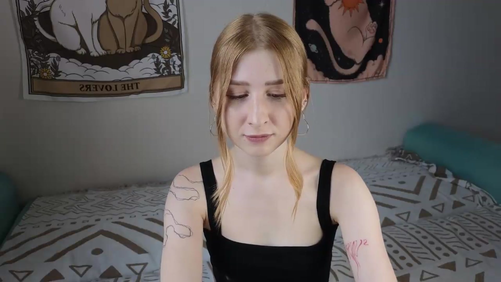 Gallery image thumbnail from ElonaGinger's myfreecams stream on, 07/29/2026, 11:08 image 15 of 20
