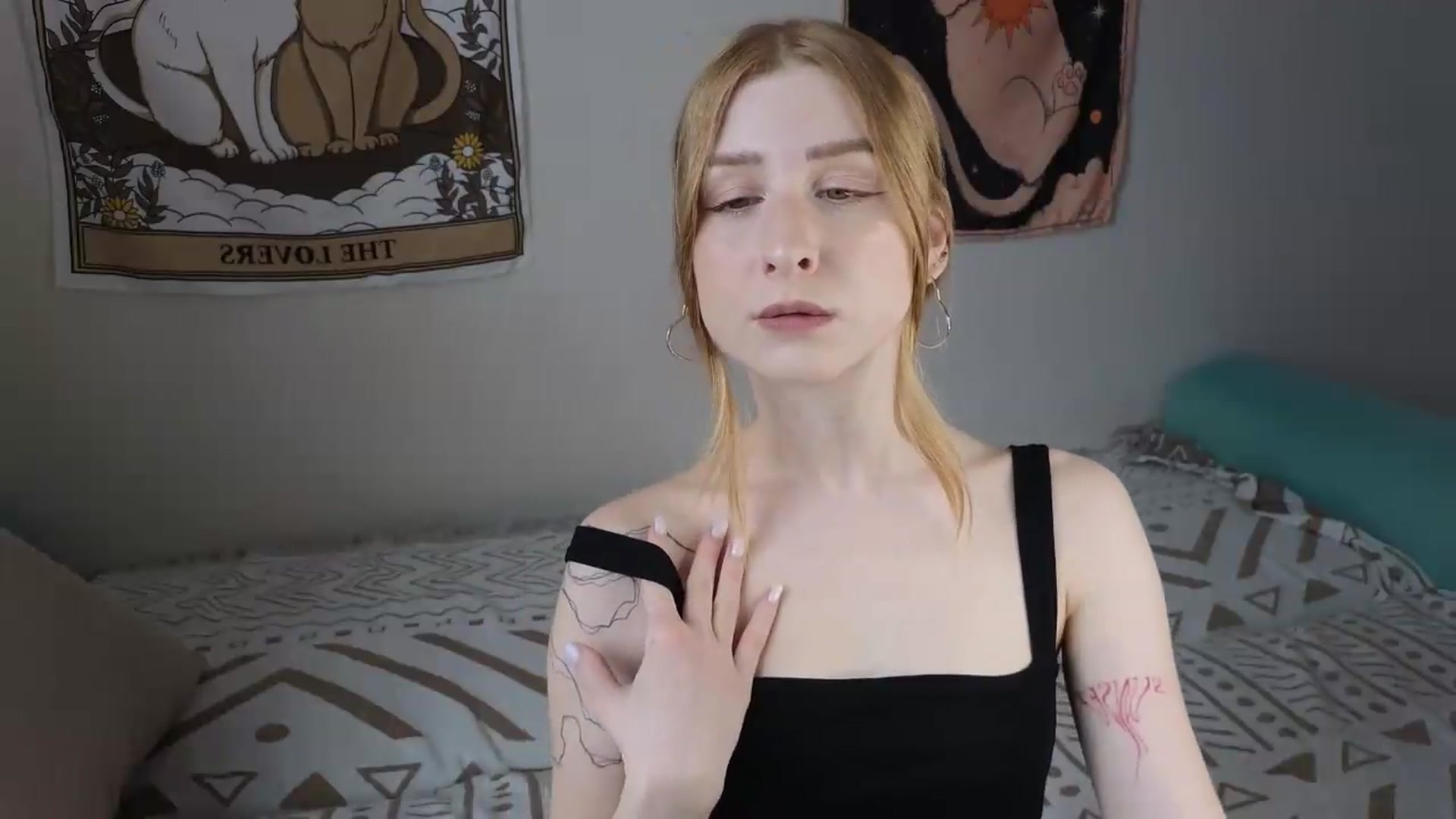 Gallery image thumbnail from ElonaGinger's myfreecams stream on, 07/29/2026, 11:08 image 20 of 20