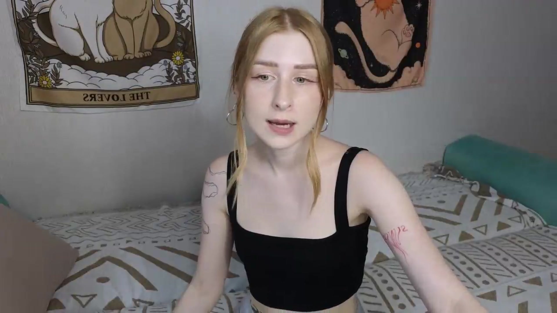Gallery image thumbnail from ElonaGinger's myfreecams stream on, 07/29/2026, 12:51 image 6 of 20