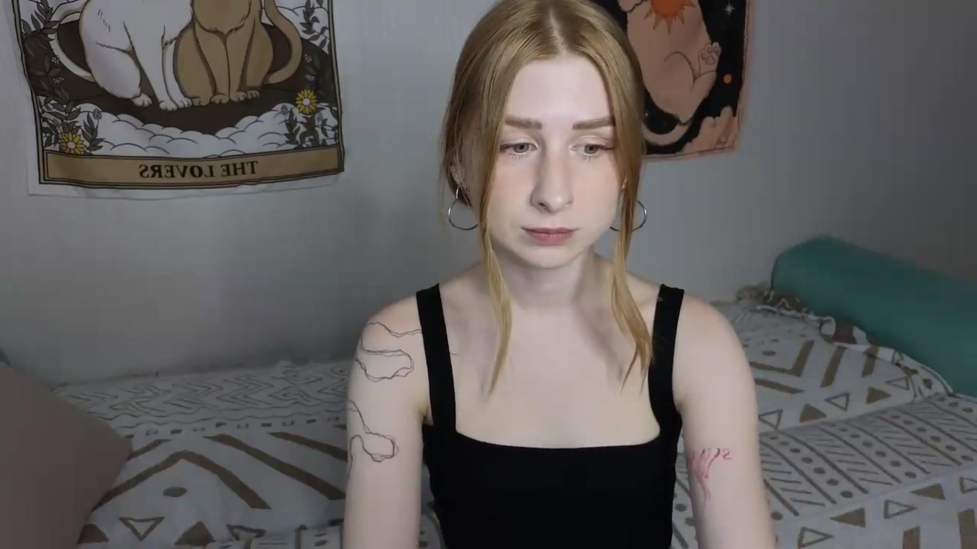 Gallery image thumbnail from ElonaGinger's myfreecams stream on, 07/29/2026, 12:51 image 16 of 20