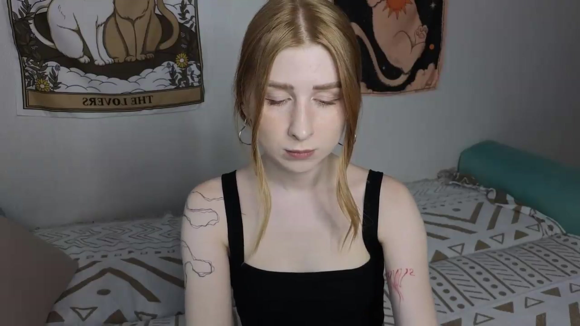 Gallery image thumbnail from ElonaGinger's myfreecams stream on, 07/29/2026, 12:51 image 15 of 20