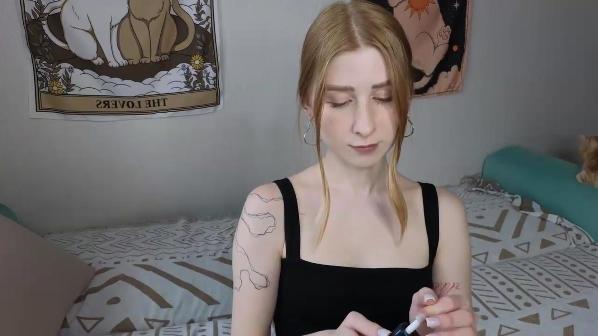Gallery image thumbnail from ElonaGinger's myfreecams stream on, 07/29/2026, 13:14 image 15 of 20