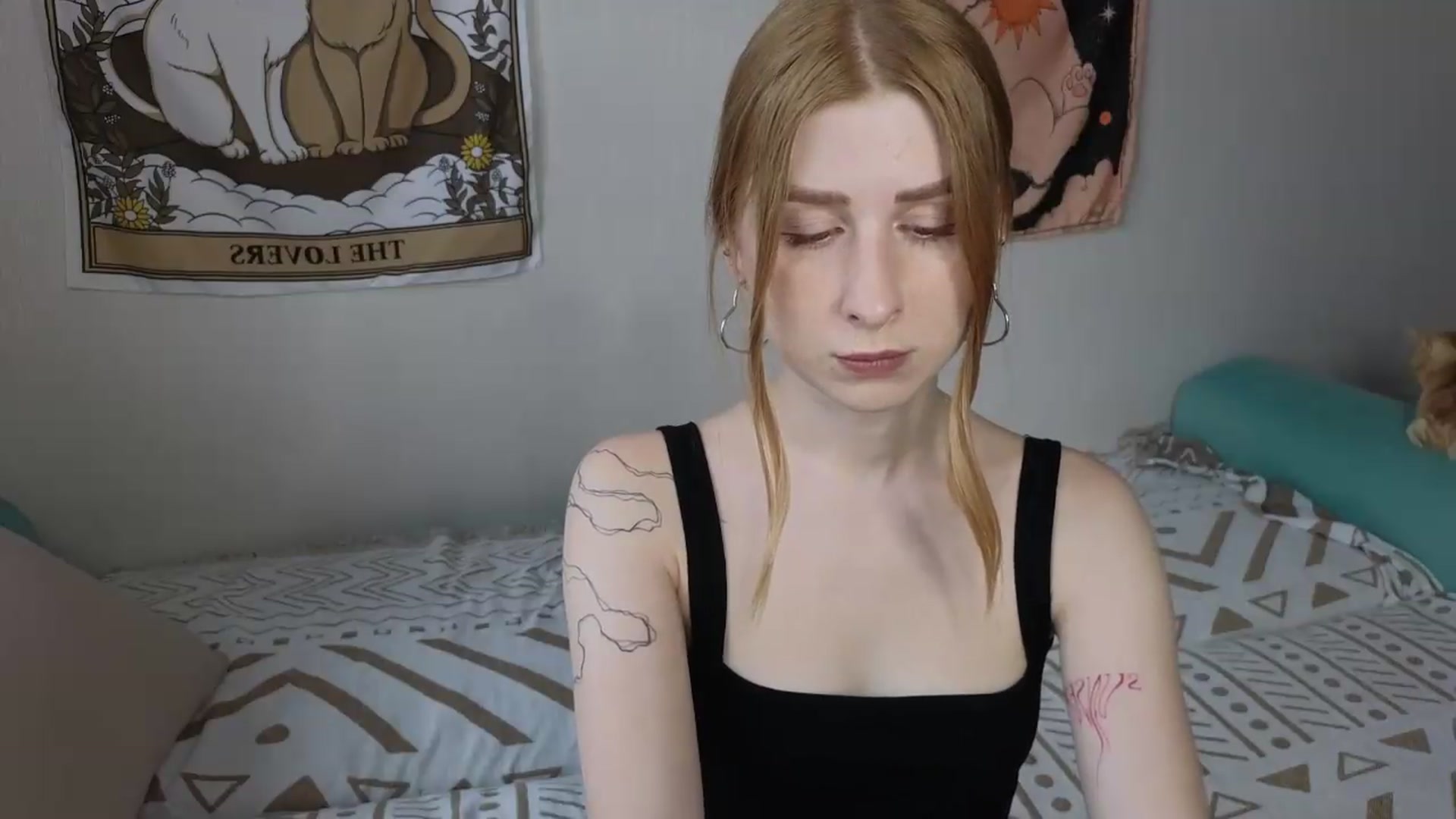 Gallery image thumbnail from ElonaGinger's myfreecams stream on, 07/29/2026, 13:14 image 10 of 20