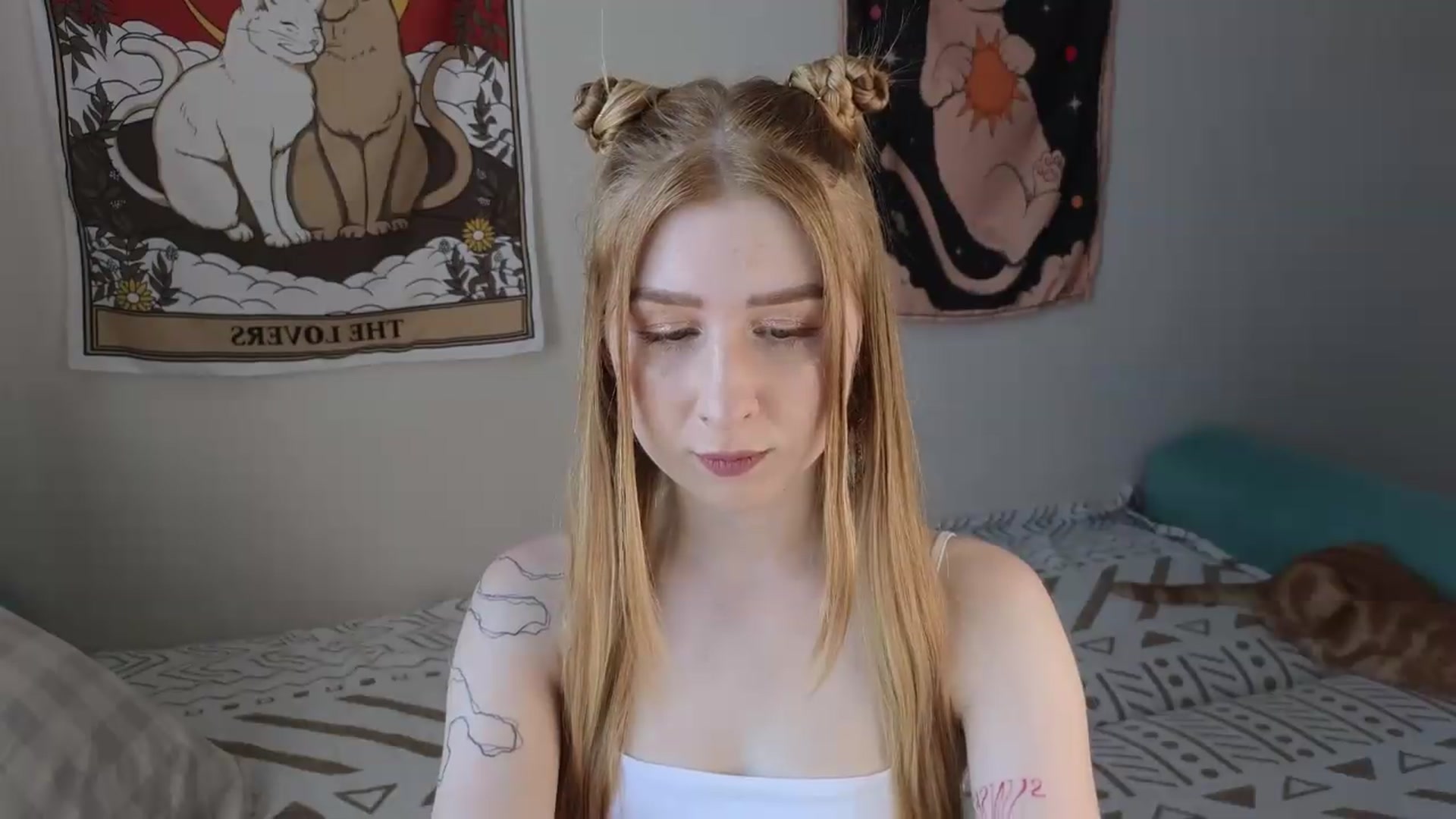 Gallery image thumbnail from ElonaGinger's myfreecams stream on, 08/04/2026, 14:28 image 3 of 20