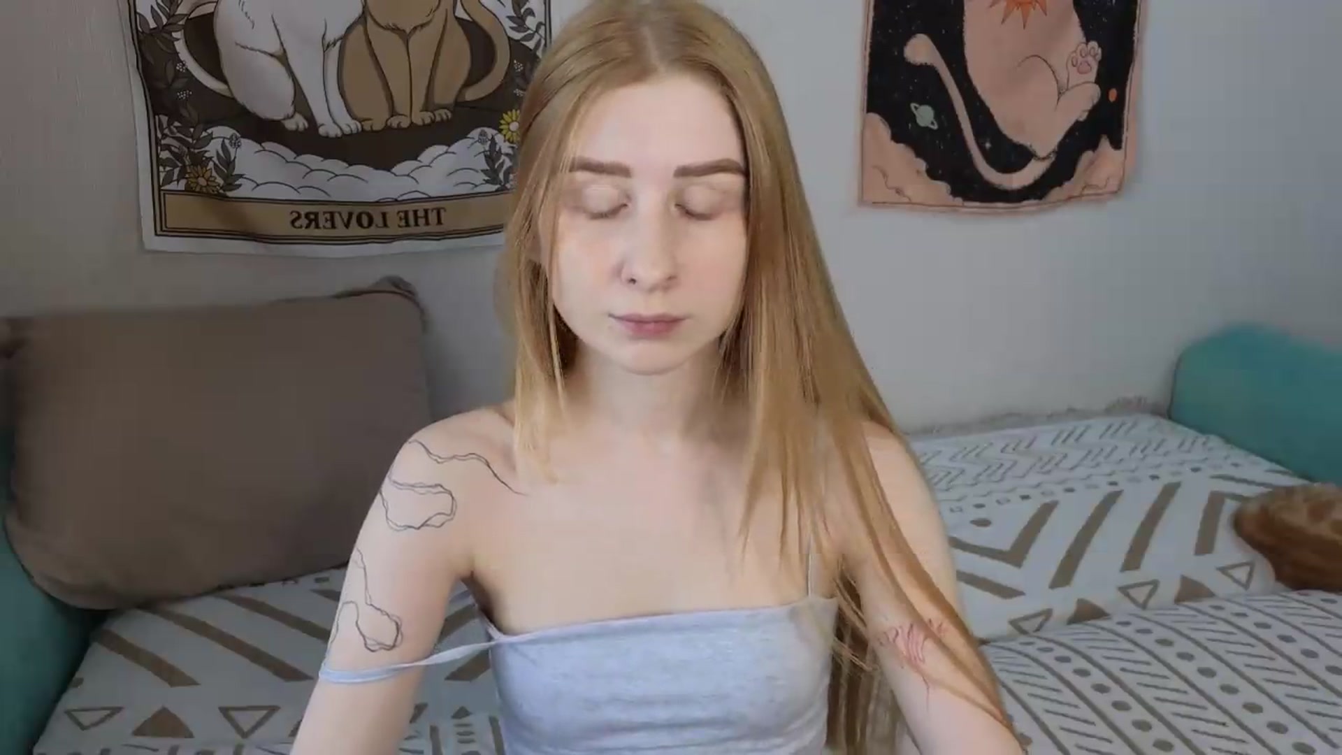 Gallery image thumbnail from ElonaGinger's myfreecams stream on, 09/09/2026, 12:50 image 17 of 20