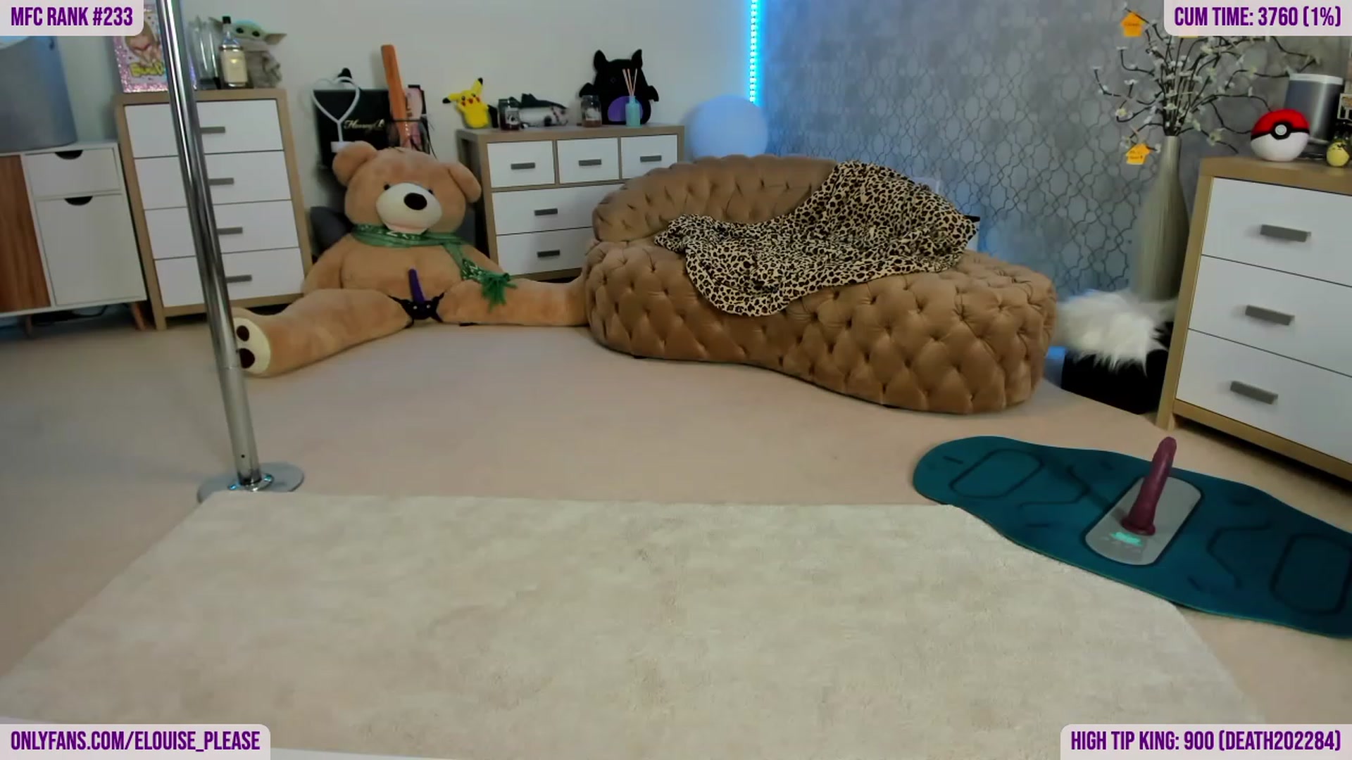 Gallery image thumbnail from ElouisePlease's myfreecams stream on, 03/07/2023, 14:00 image 15 of 20