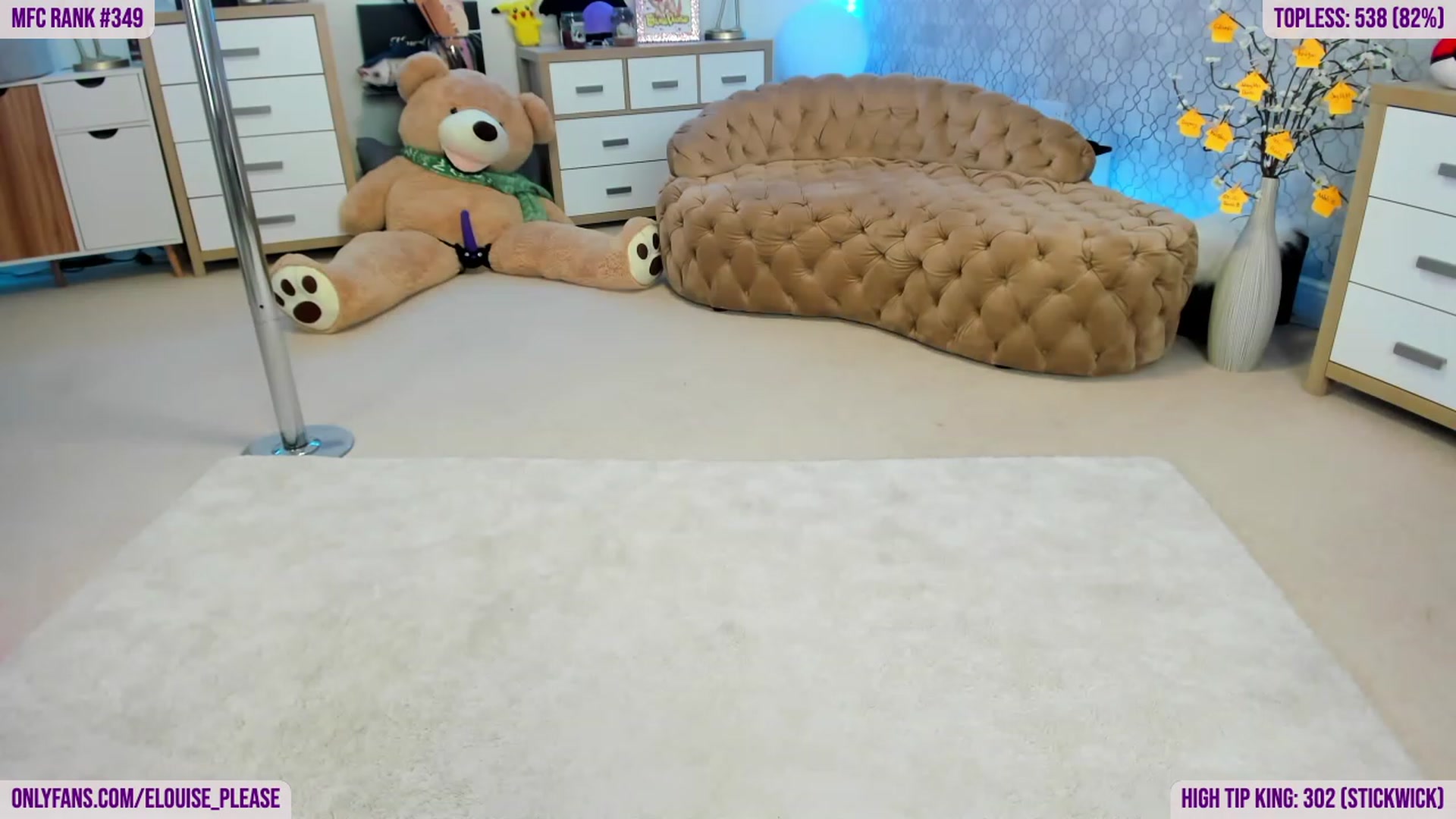 Gallery image thumbnail from ElouisePlease's myfreecams stream on, 03/28/2023, 14:02 image 16 of 20