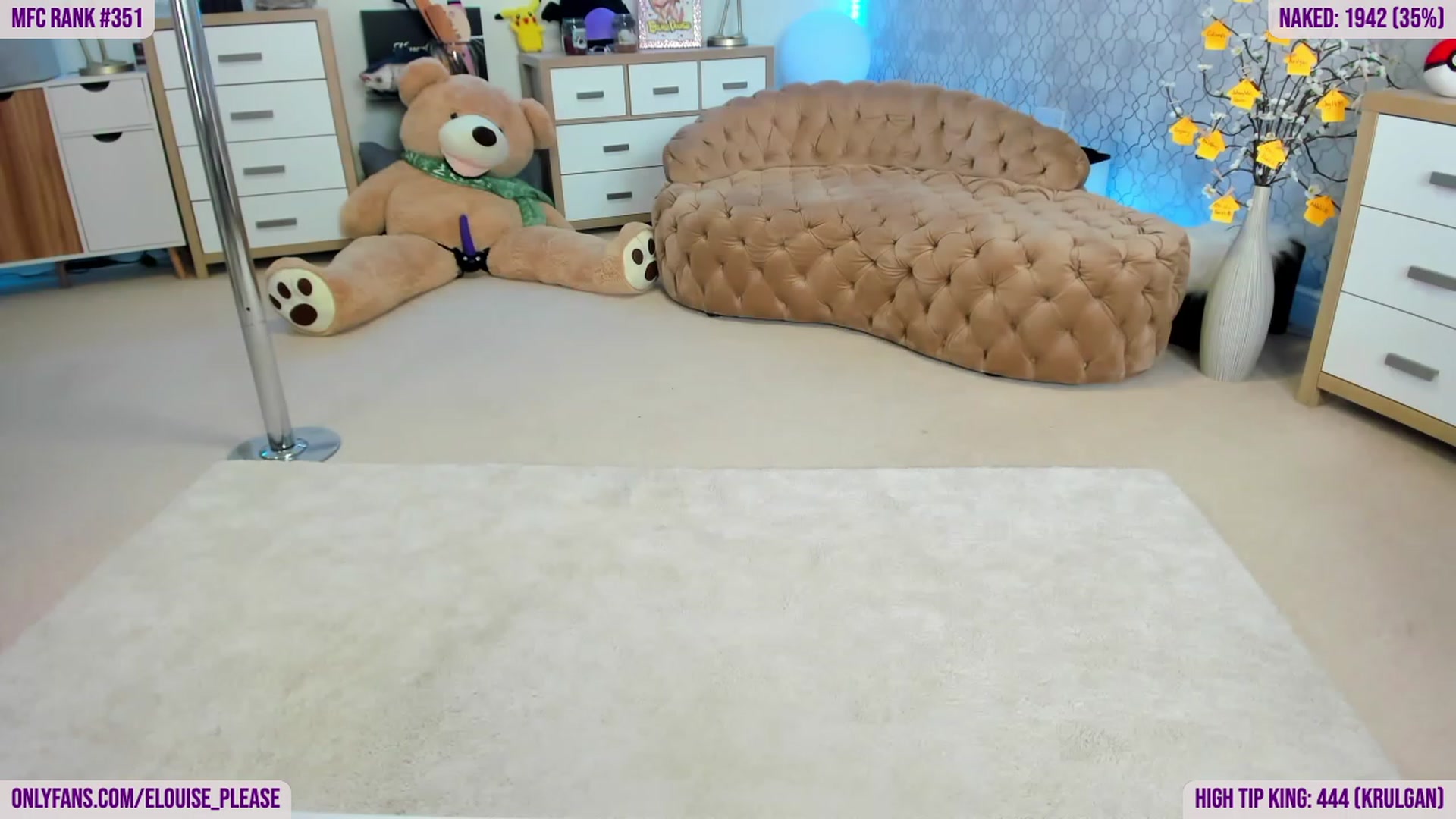 Gallery image thumbnail from ElouisePlease's myfreecams stream on, 03/30/2023, 15:24 image 12 of 20