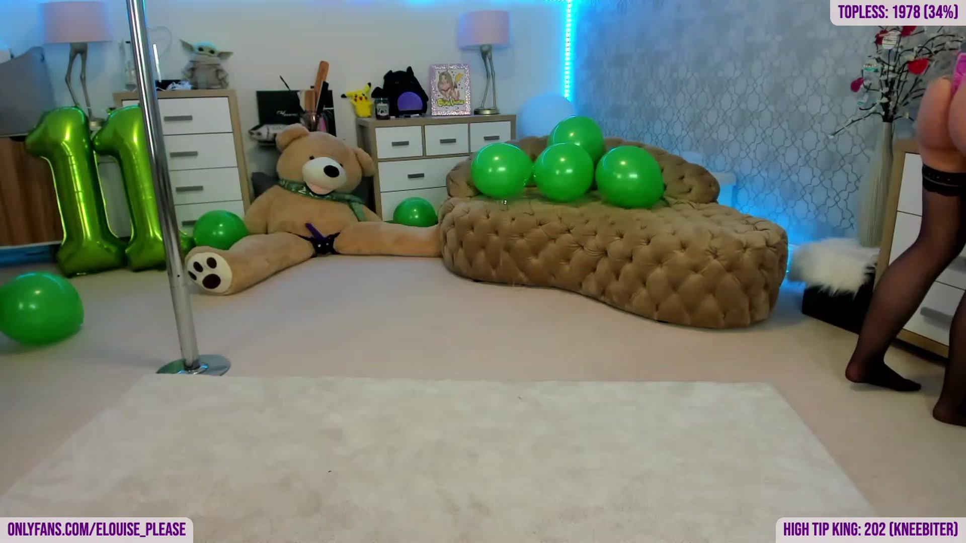 Gallery image thumbnail from ElouisePlease's myfreecams stream on, 04/28/2023, 14:15 image 15 of 20