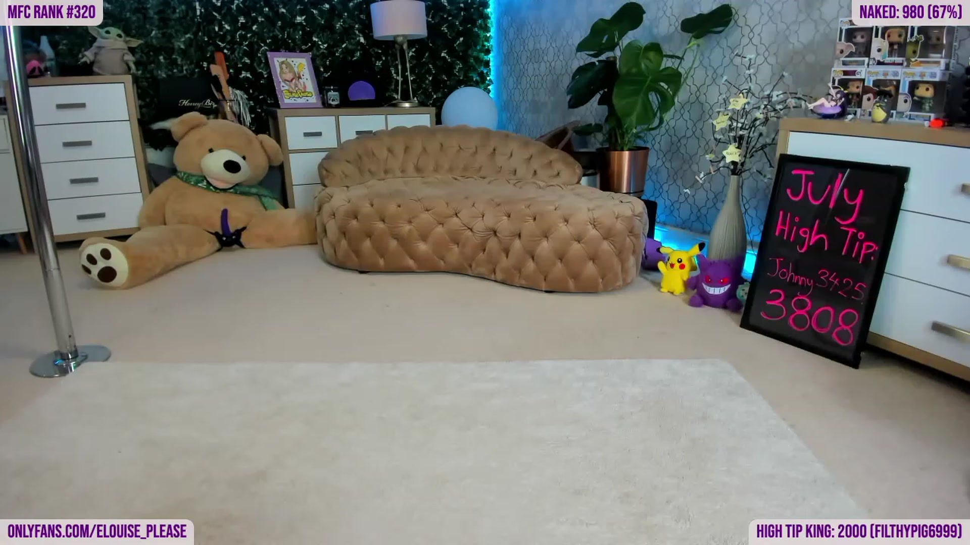 Gallery image thumbnail from ElouisePlease's myfreecams stream on, 07/19/2023, 13:19 image 20 of 20