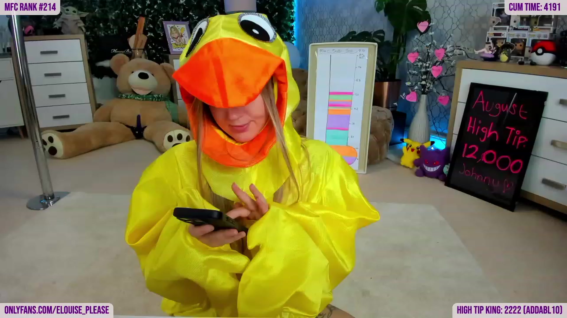 Gallery image thumbnail from ElouisePlease's myfreecams stream on, 08/22/2023, 15:00 image 15 of 20