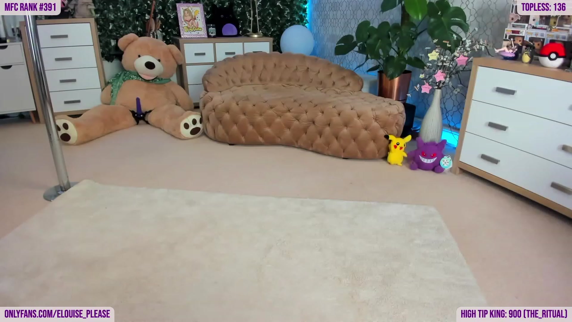 Gallery image thumbnail from ElouisePlease's myfreecams stream on, 11/10/2023, 15:44 image 11 of 20