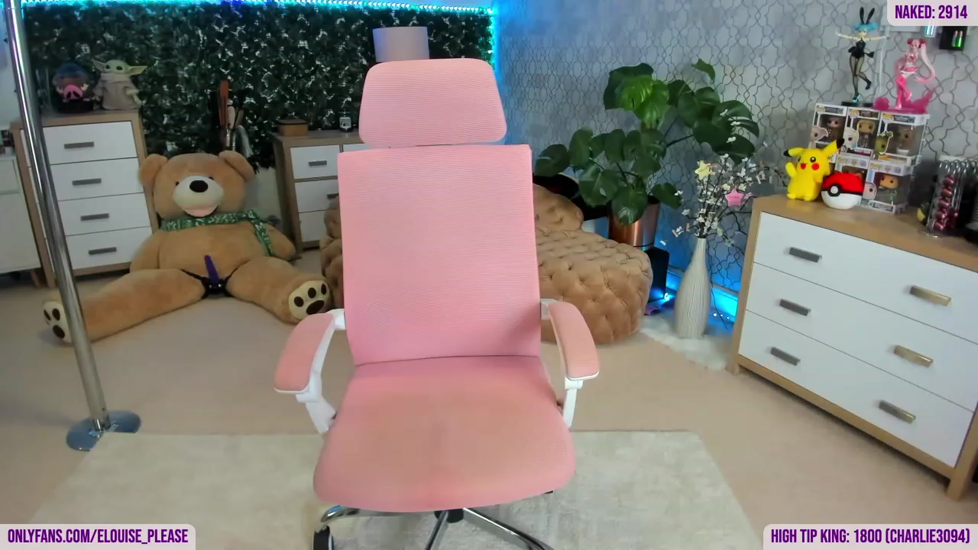 Gallery image thumbnail from ElouisePlease's myfreecams stream on, 02/27/2024, 14:59 image 16 of 20