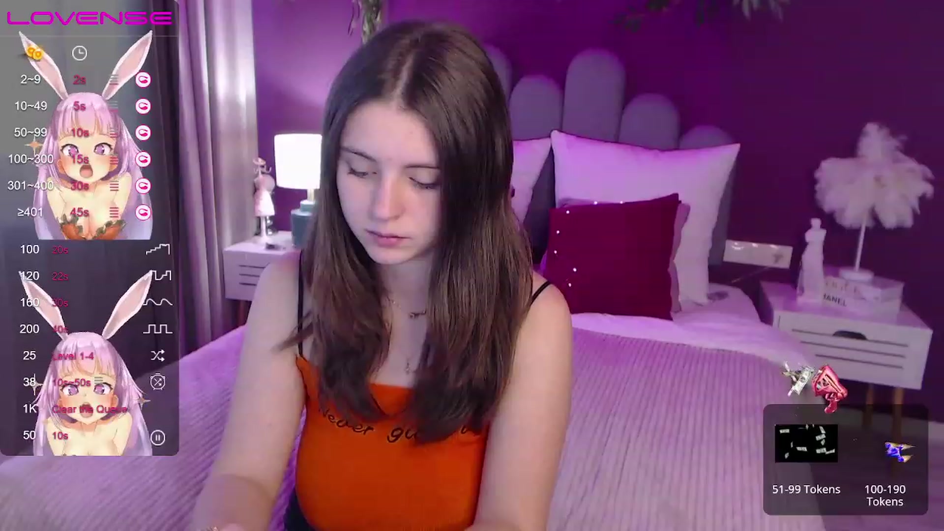 Gallery image thumbnail from ElsaJones's myfreecams stream on, 11/19/2022, 09:11 image 6 of 20