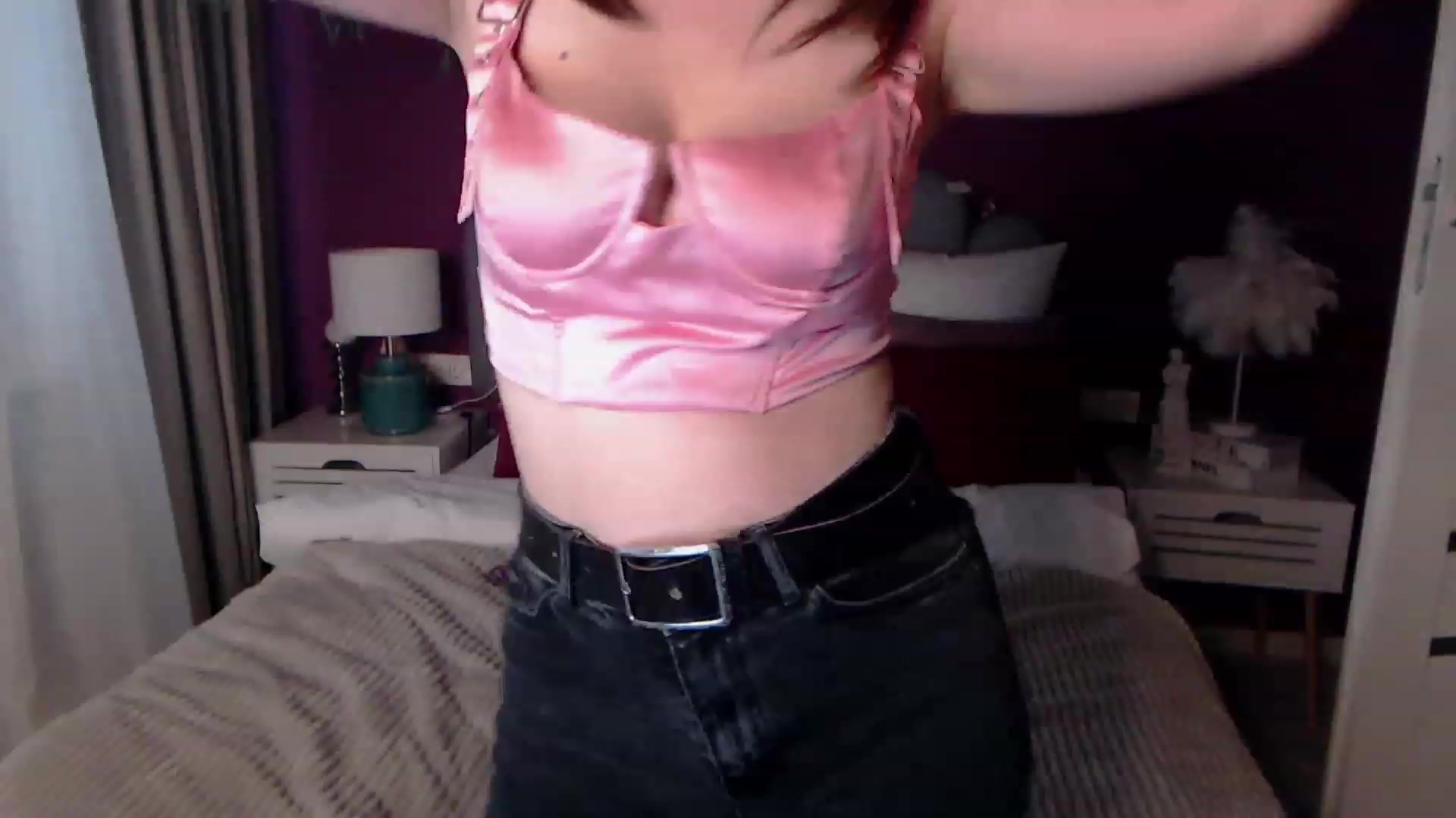 Gallery image thumbnail from ElsaJones's myfreecams stream on, 11/24/2022, 07:50 image 17 of 20