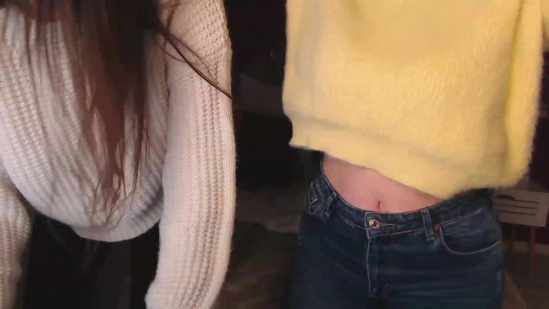 Gallery image thumbnail from ElsaJones's myfreecams stream on, 11/25/2022, 13:33 image 20 of 20