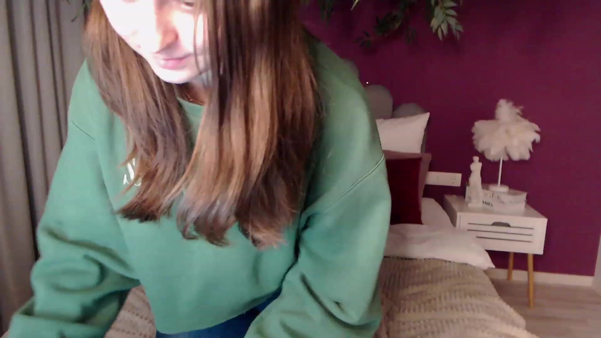 Gallery image thumbnail from ElsaJones's myfreecams stream on, 11/26/2022, 14:00 image 8 of 20