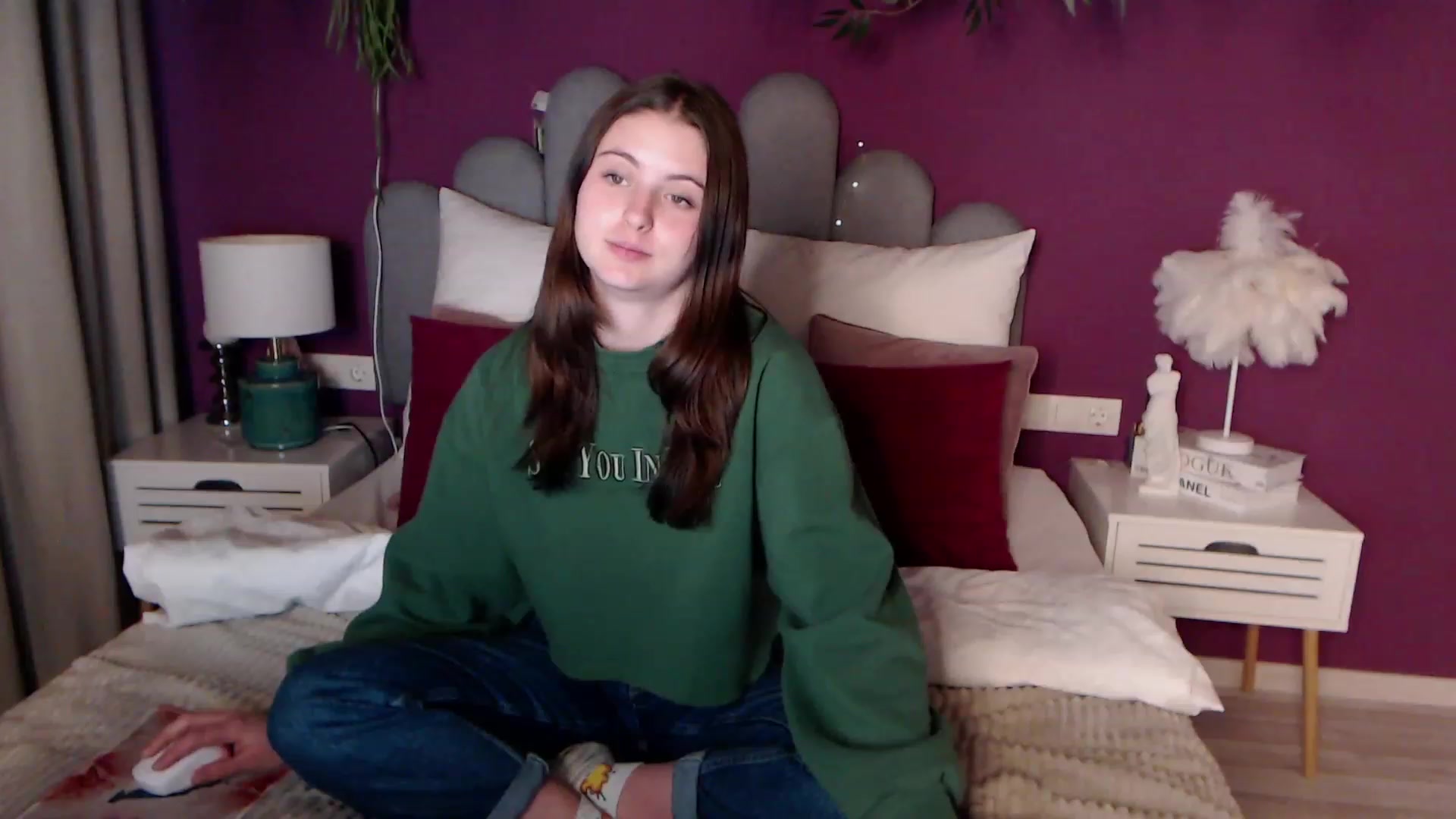 Gallery image thumbnail from ElsaJones's myfreecams stream on, 11/26/2022, 14:00 image 11 of 20