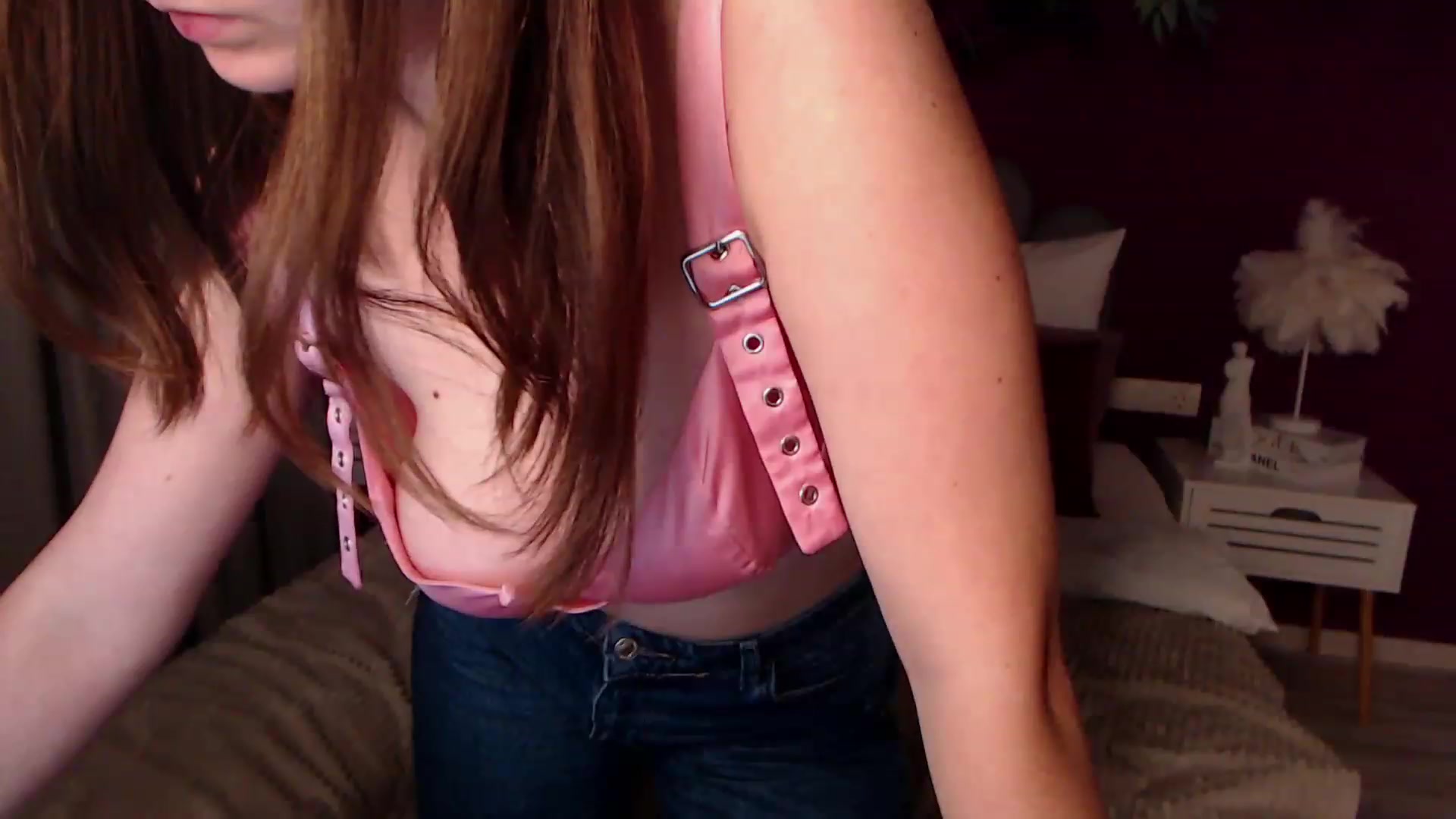 Gallery image thumbnail from ElsaJones's myfreecams stream on, 11/26/2022, 15:06 image 5 of 20