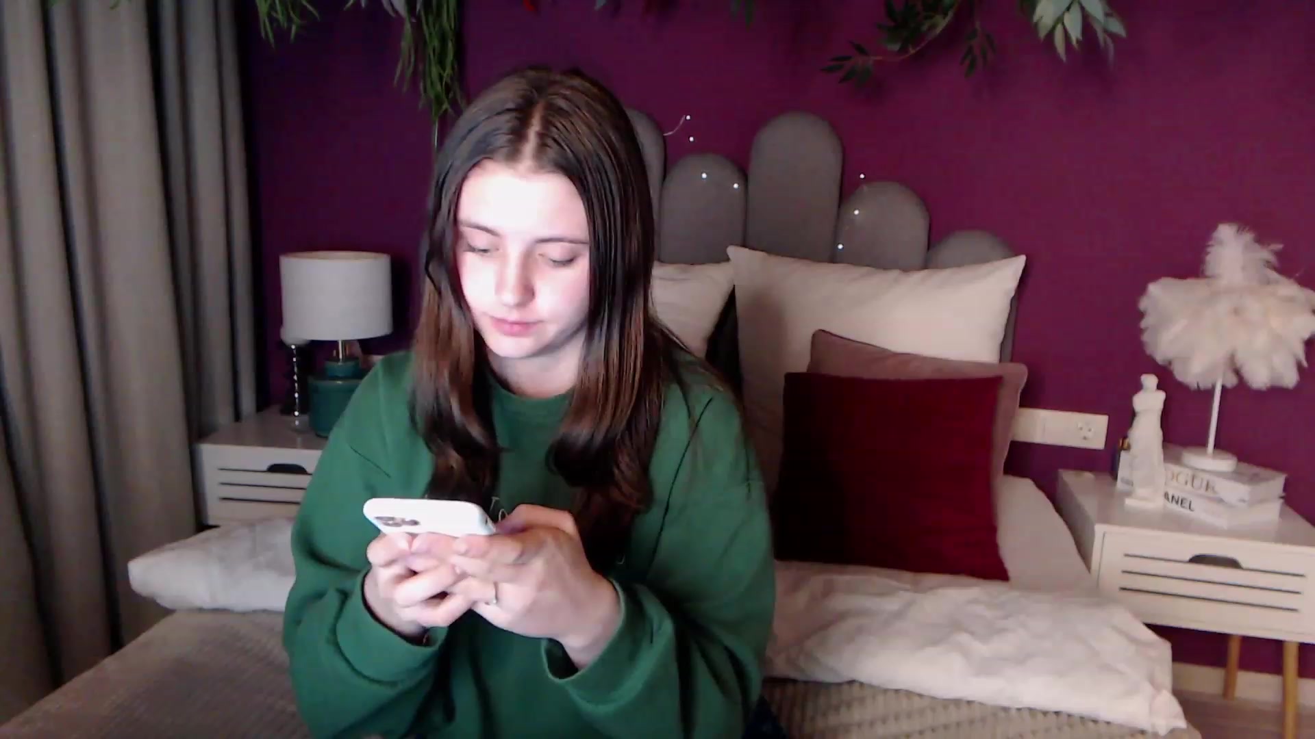 Gallery image thumbnail from ElsaJones's myfreecams stream on, 11/26/2022, 16:49 image 2 of 20