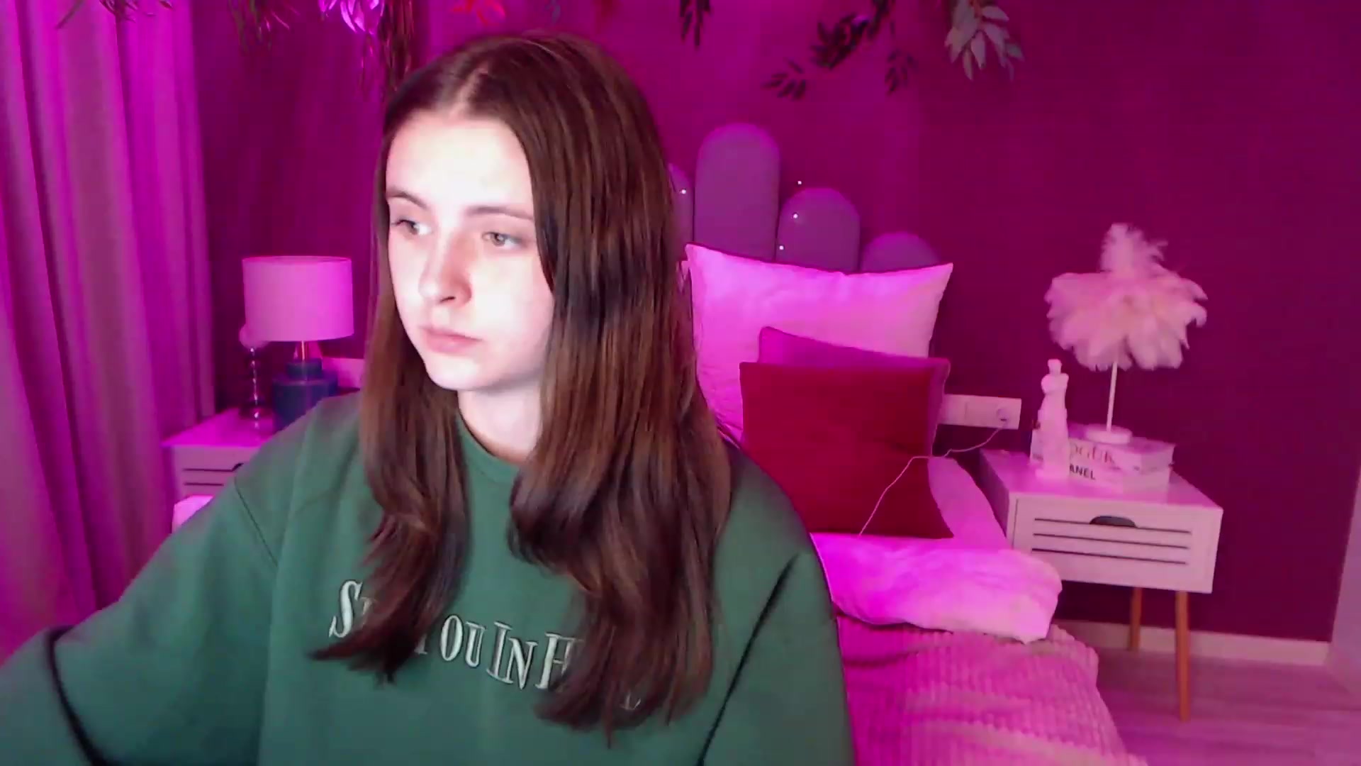 Gallery image thumbnail from ElsaJones's myfreecams stream on, 11/26/2022, 16:49 image 16 of 20