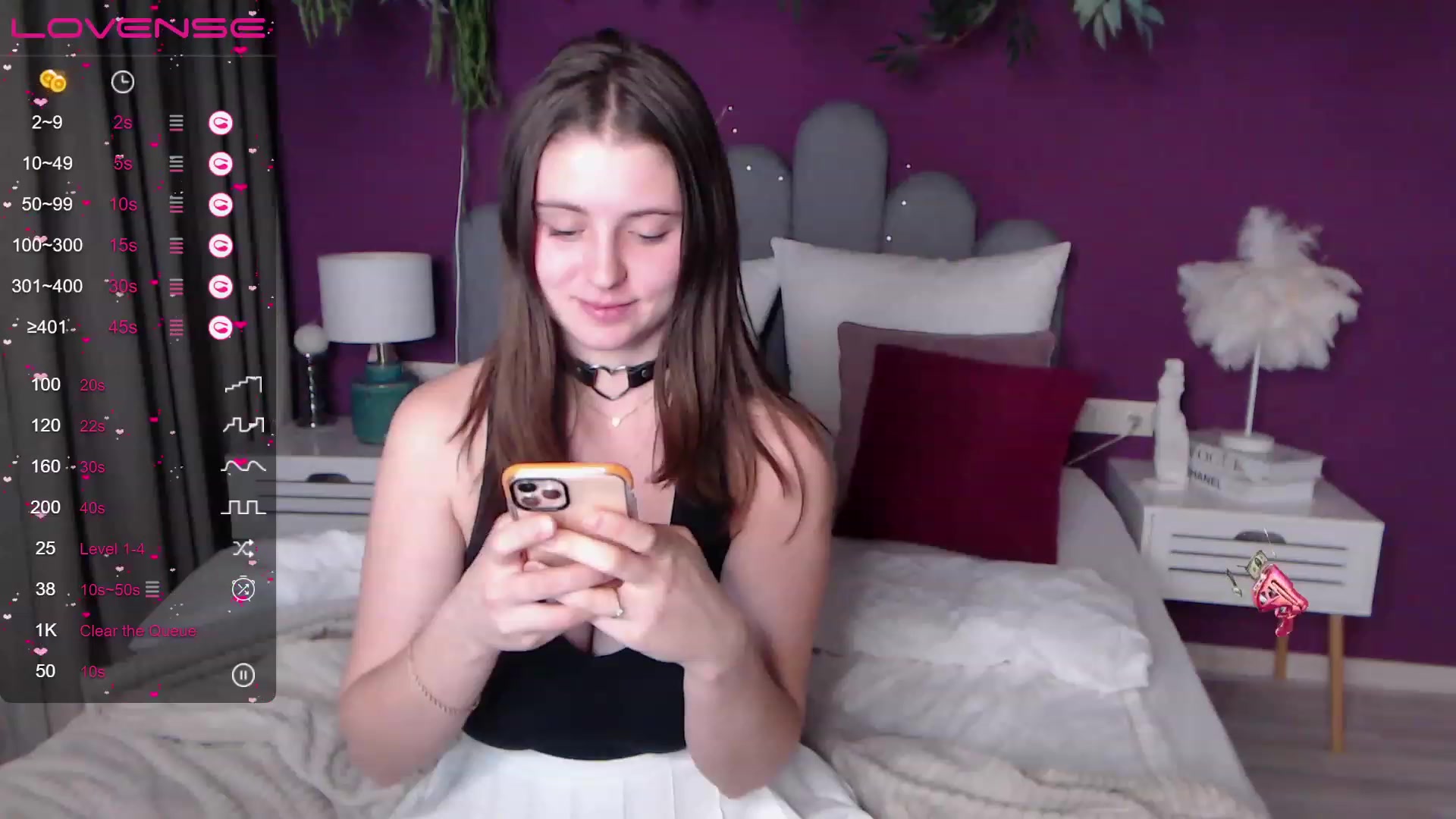 Gallery image thumbnail from ElsaJones's myfreecams stream on, 12/01/2022, 17:12 image 10 of 20