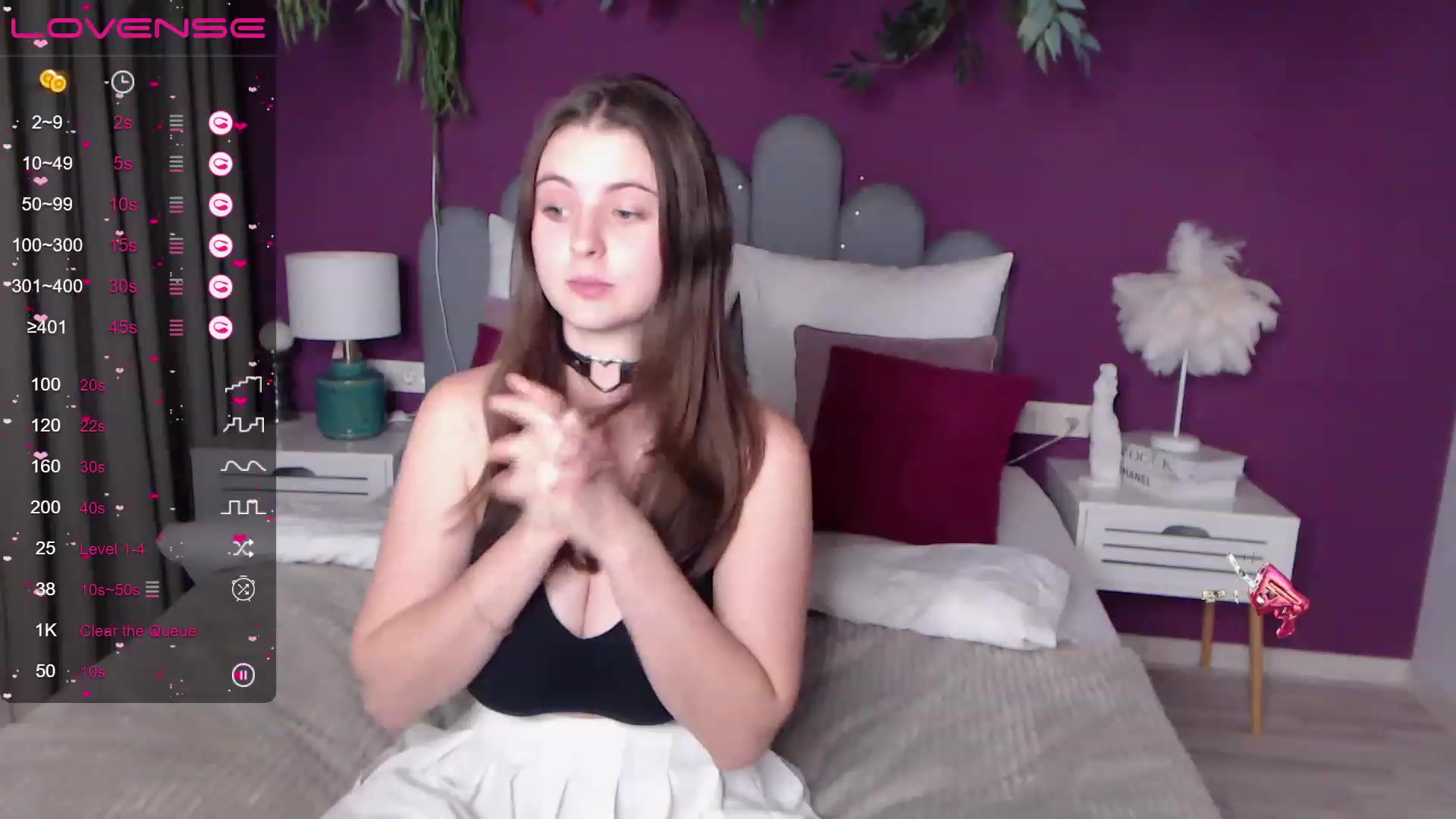 Gallery image thumbnail from ElsaJones's myfreecams stream on, 12/01/2022, 18:06 image 8 of 20