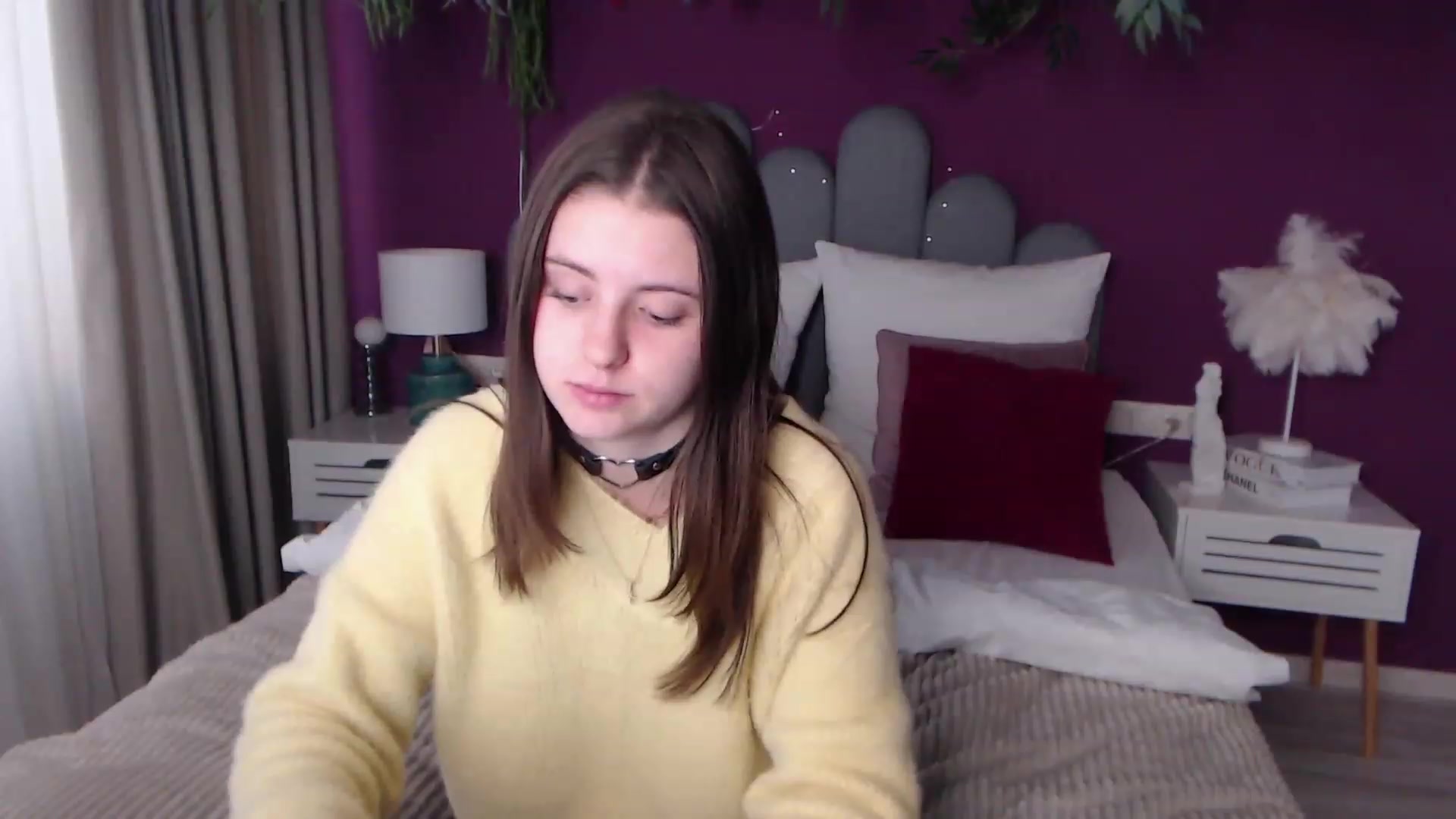 Gallery image thumbnail from ElsaJones's myfreecams stream on, 12/02/2022, 09:32 image 14 of 20
