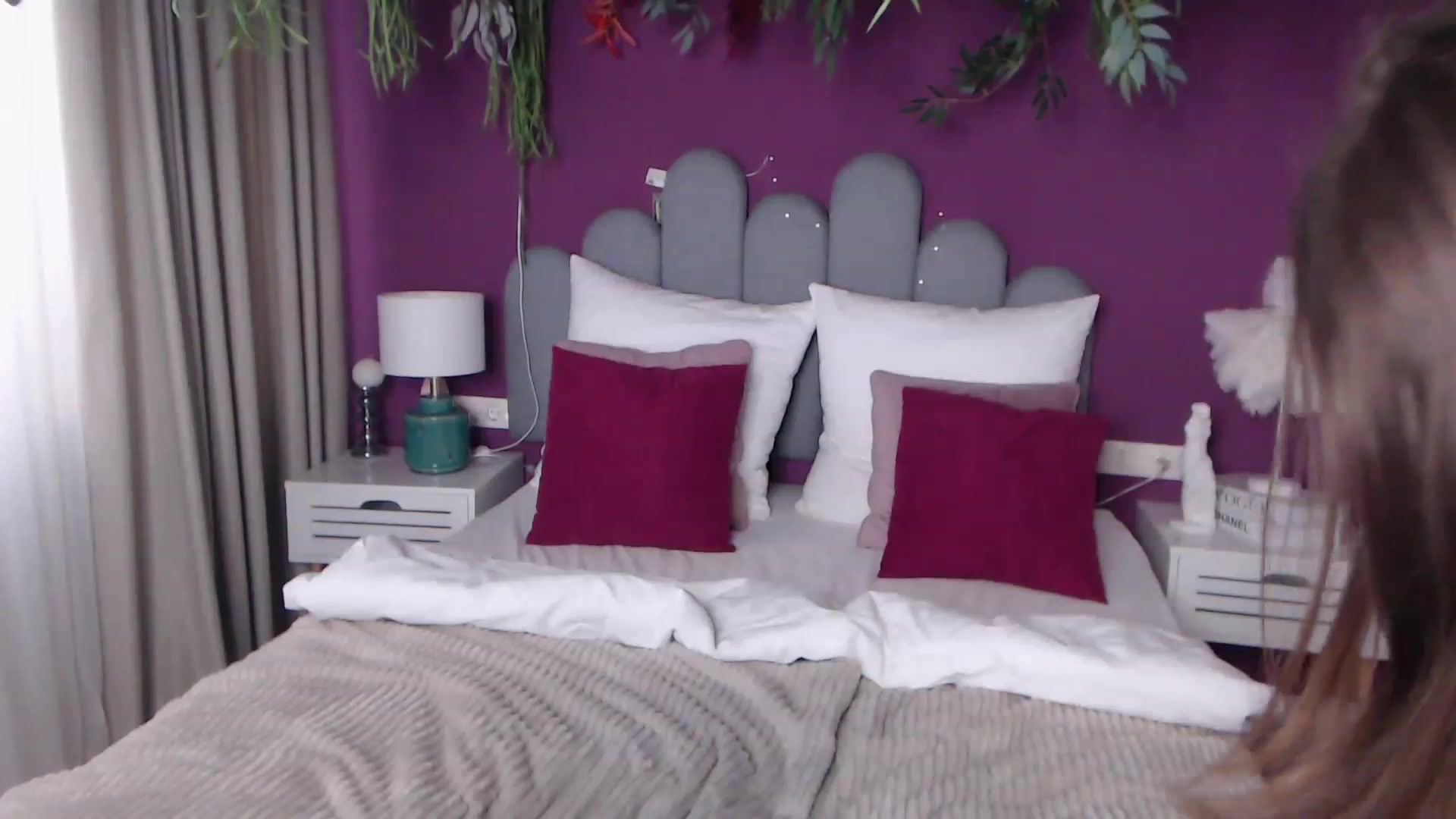 Gallery image thumbnail from ElsaJones's myfreecams stream on, 12/02/2022, 09:32 image 9 of 20