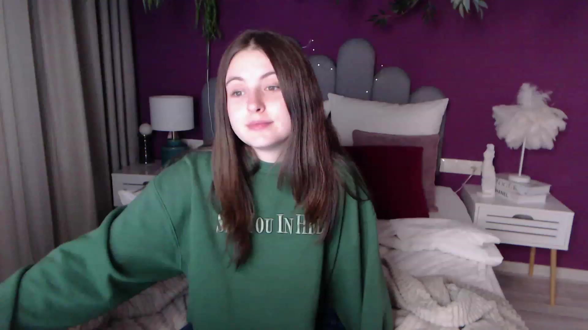 Gallery image thumbnail from ElsaJones's myfreecams stream on, 12/03/2022, 19:24 image 9 of 20