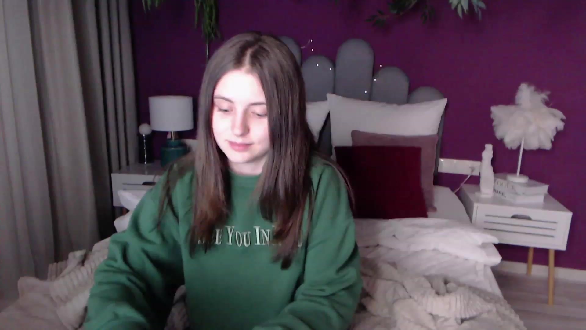 Gallery image thumbnail from ElsaJones's myfreecams stream on, 12/03/2022, 19:24 image 14 of 20
