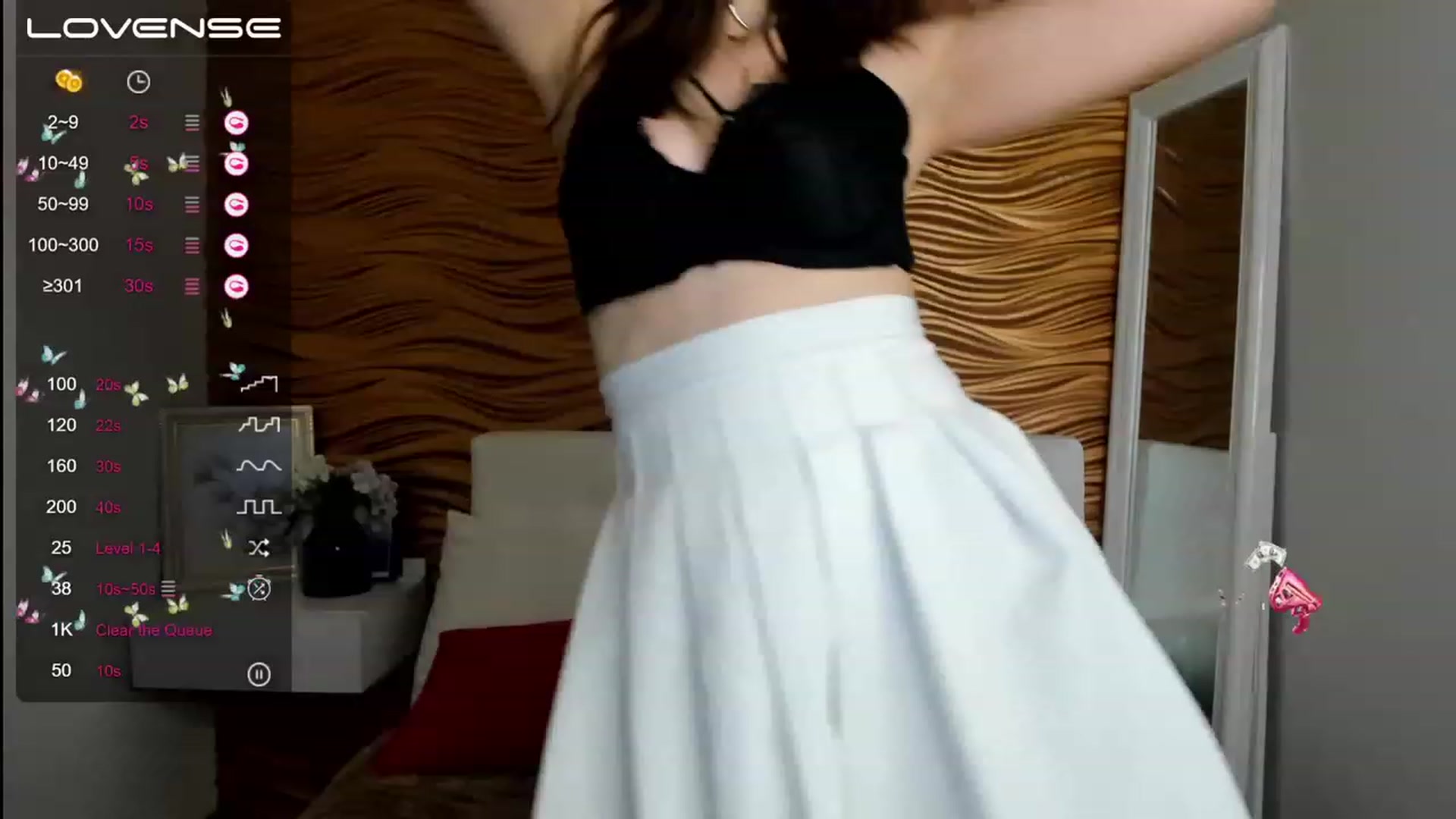 Gallery image thumbnail from ElsaJones's myfreecams stream on, 12/04/2022, 18:29 image 3 of 20