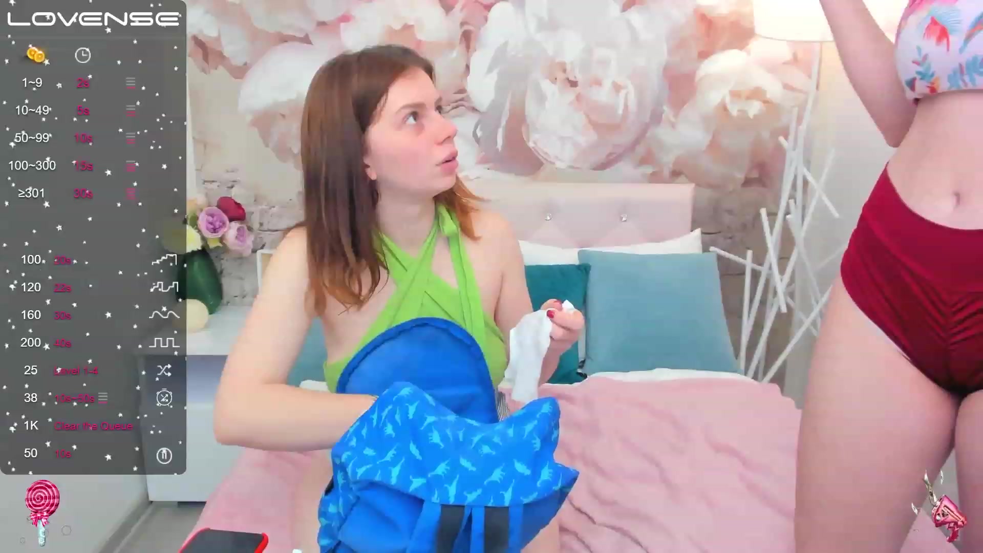 Gallery image thumbnail from ElsaJones's myfreecams stream on, 12/09/2022, 19:26 image 17 of 20