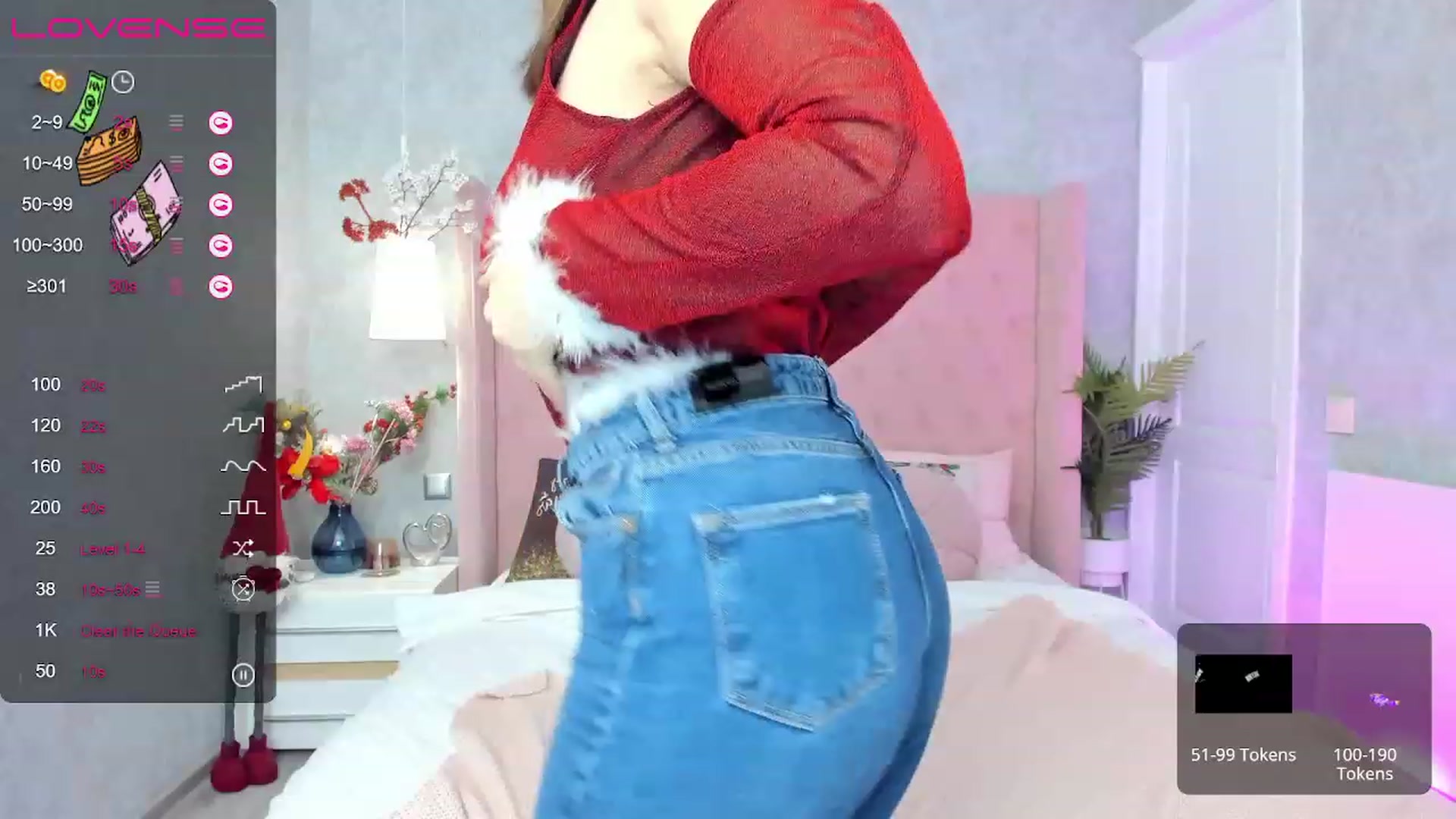 Gallery image thumbnail from ElsaJones's myfreecams stream on, 12/26/2022, 12:55 image 15 of 20