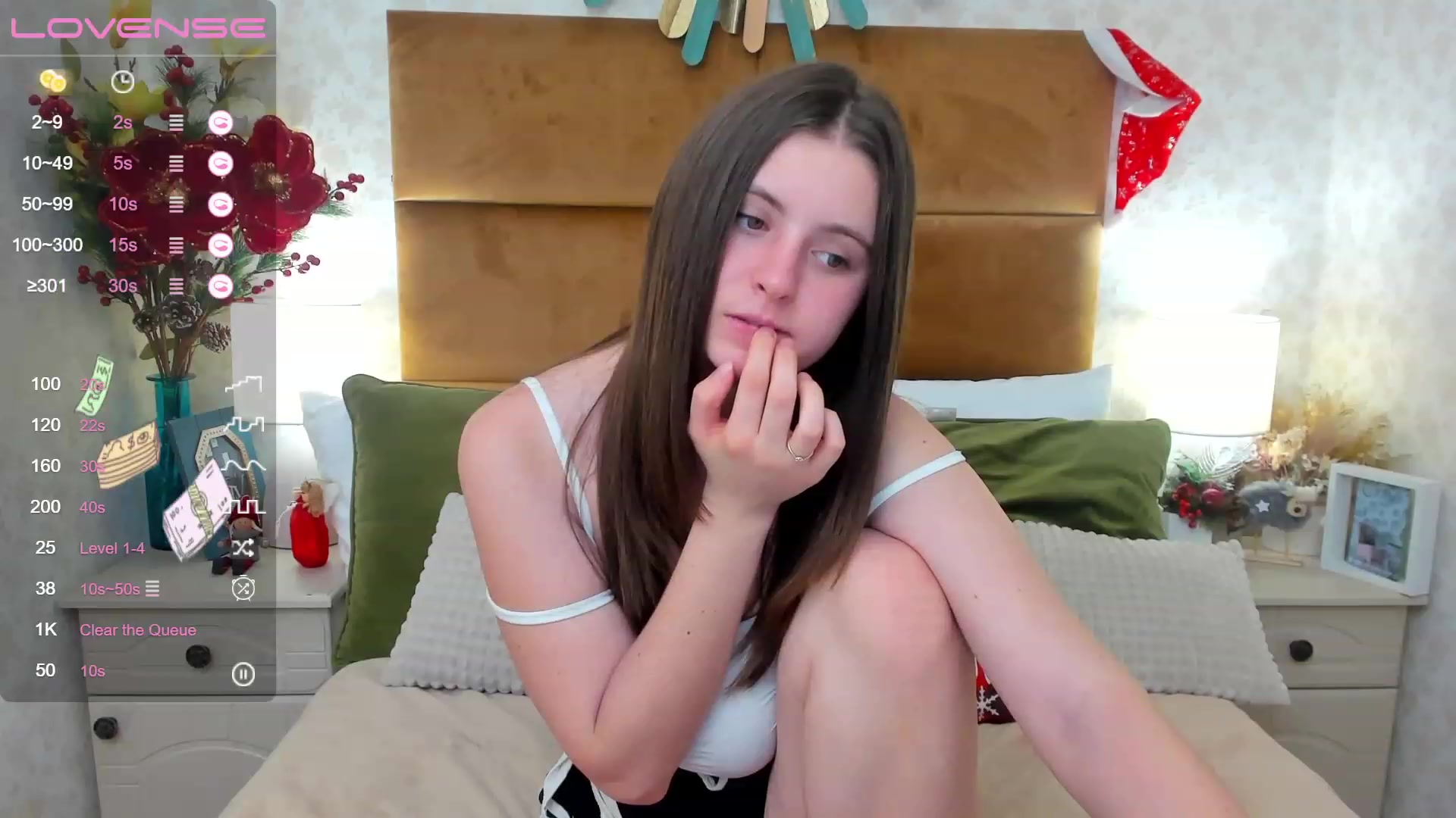 Gallery image thumbnail from ElsaJones's myfreecams stream on, 12/27/2022, 13:48 image 15 of 20