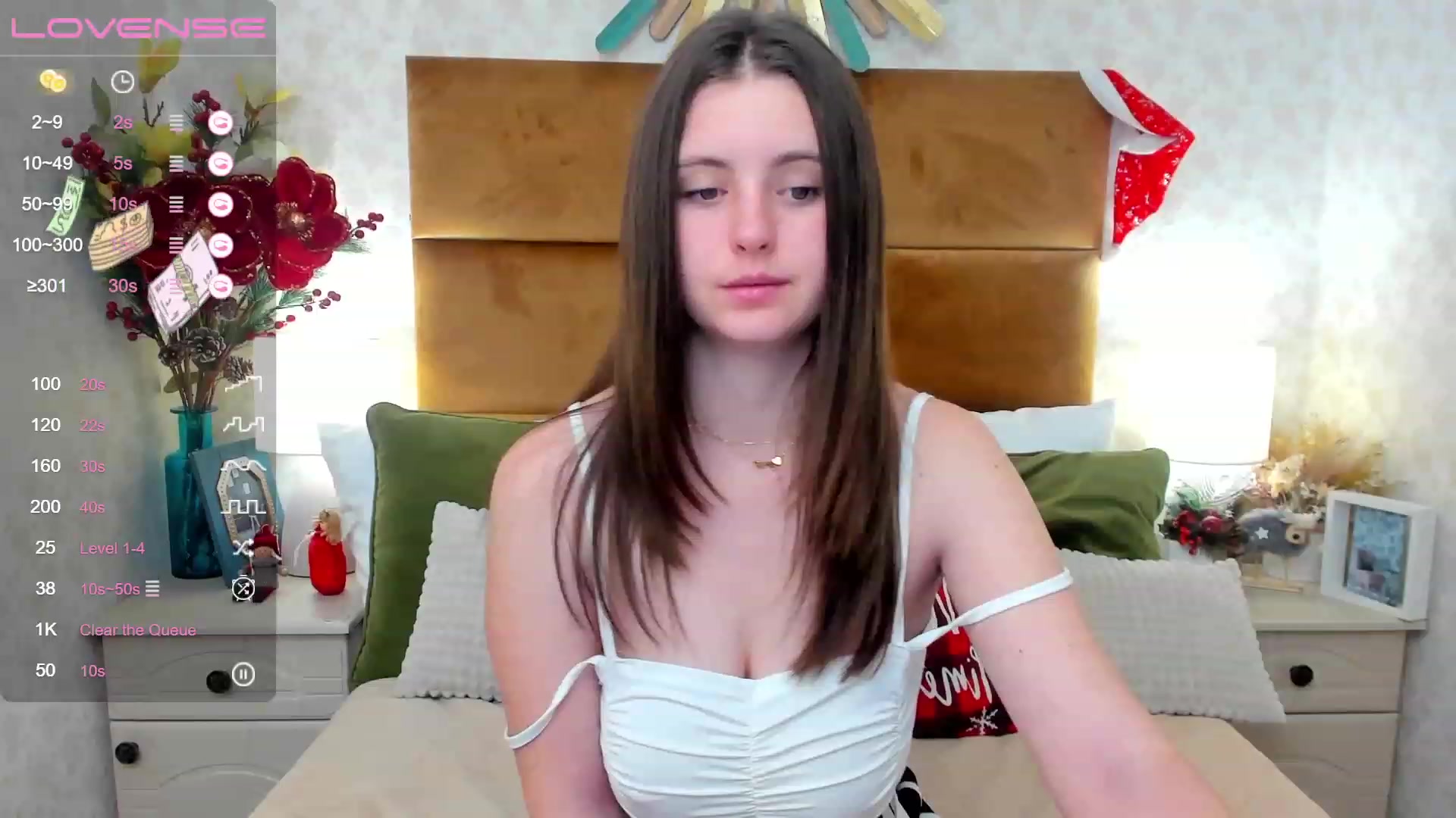 Gallery image thumbnail from ElsaJones's myfreecams stream on, 12/27/2022, 13:48 image 3 of 20