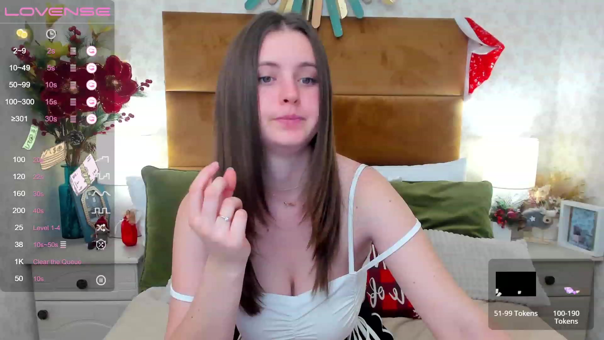 Gallery image thumbnail from ElsaJones's myfreecams stream on, 12/27/2022, 13:48 image 19 of 20