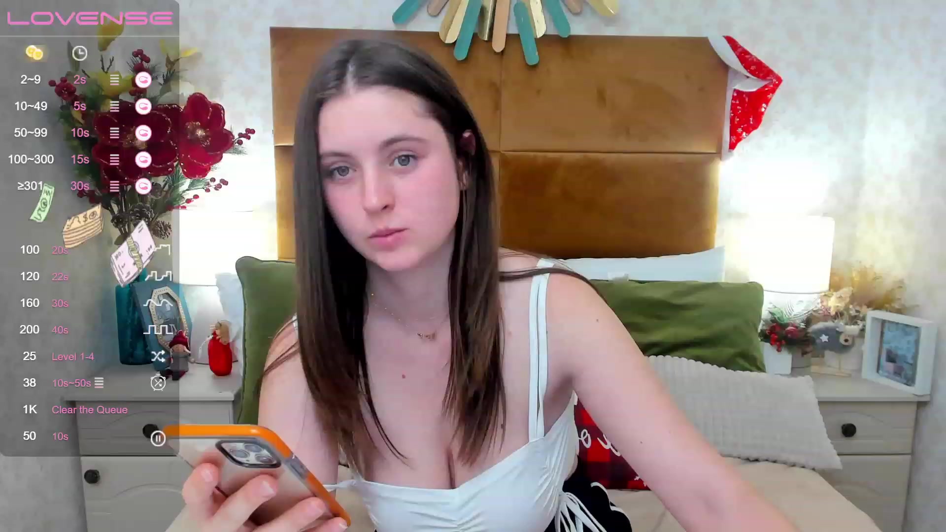 Gallery image thumbnail from ElsaJones's myfreecams stream on, 12/27/2022, 14:42 image 1 of 20
