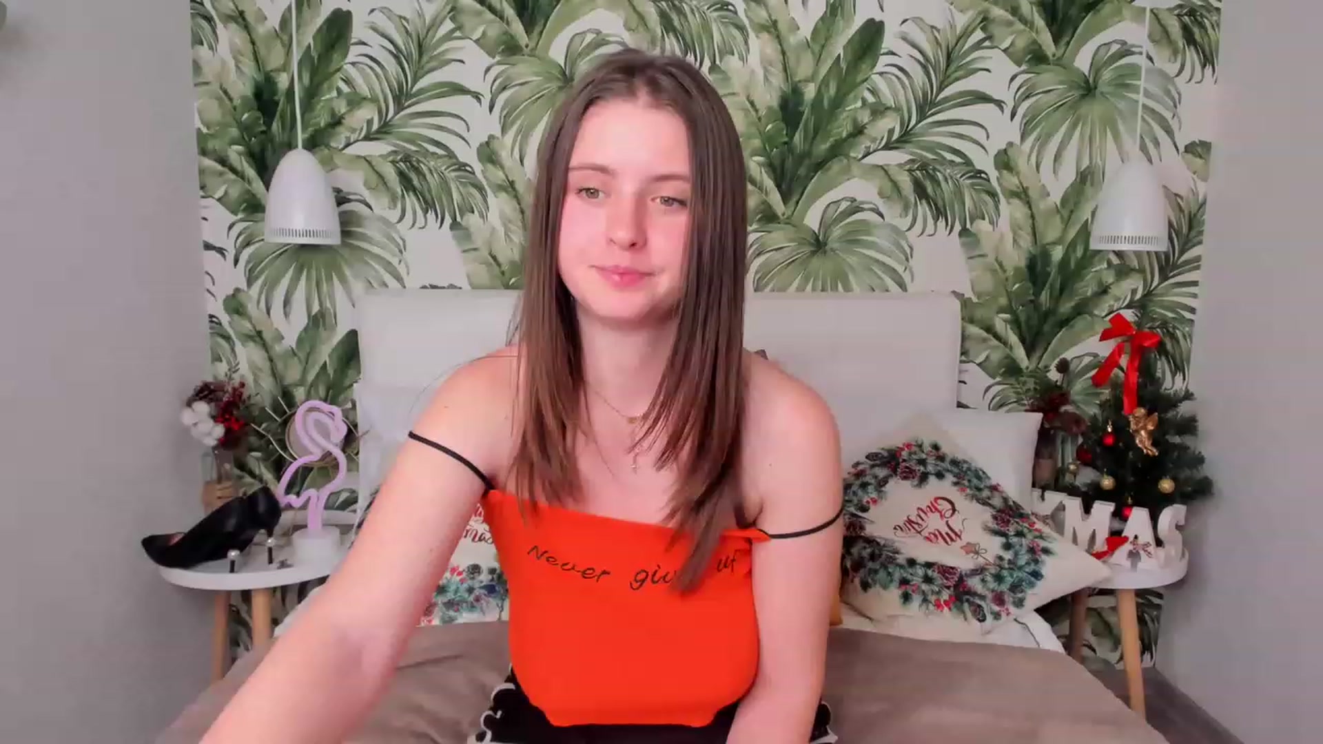 Gallery image thumbnail from ElsaJones's myfreecams stream on, 12/28/2022, 19:21 image 11 of 20