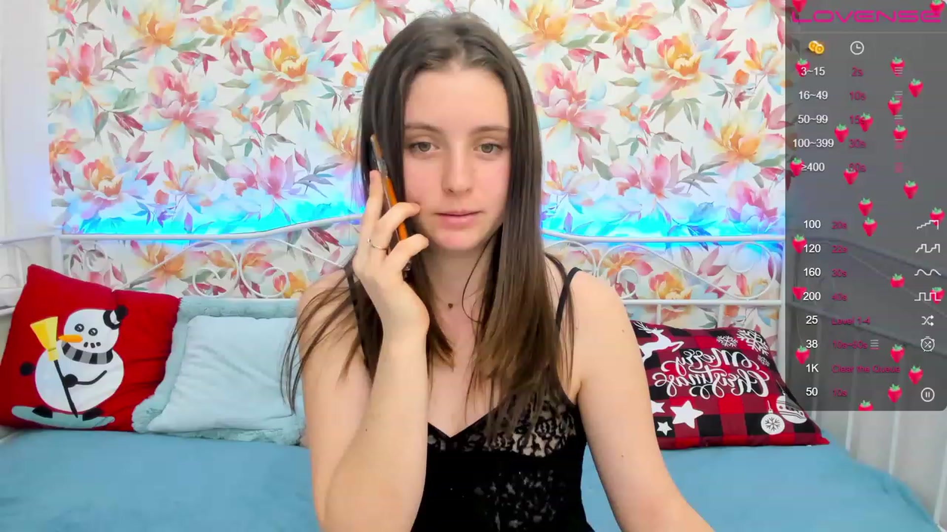 Gallery image thumbnail from ElsaJones's myfreecams stream on, 01/04/2023, 19:21 image 15 of 20