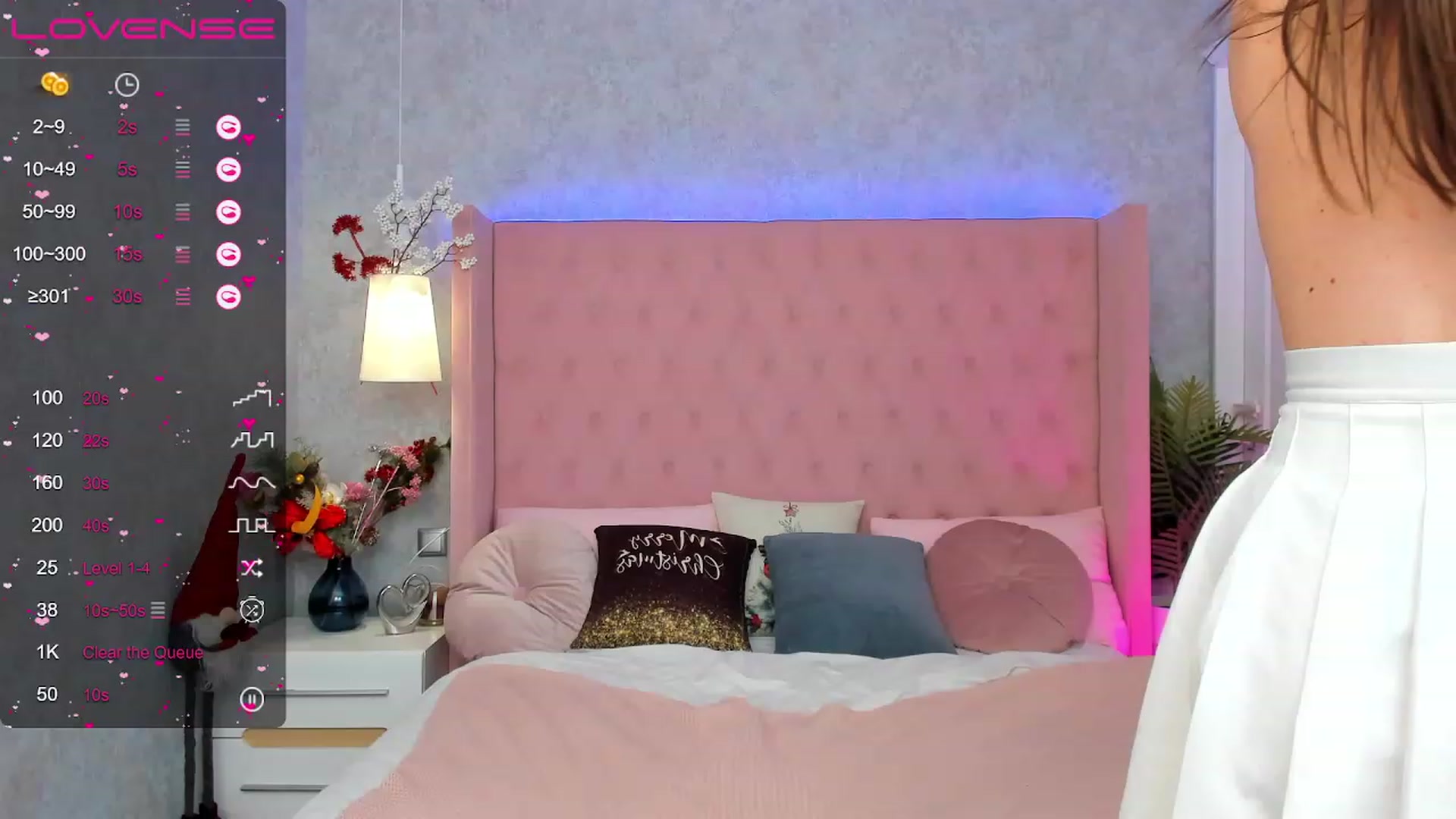 Gallery image thumbnail from ElsaJones's myfreecams stream on, 01/06/2023, 08:54 image 16 of 20
