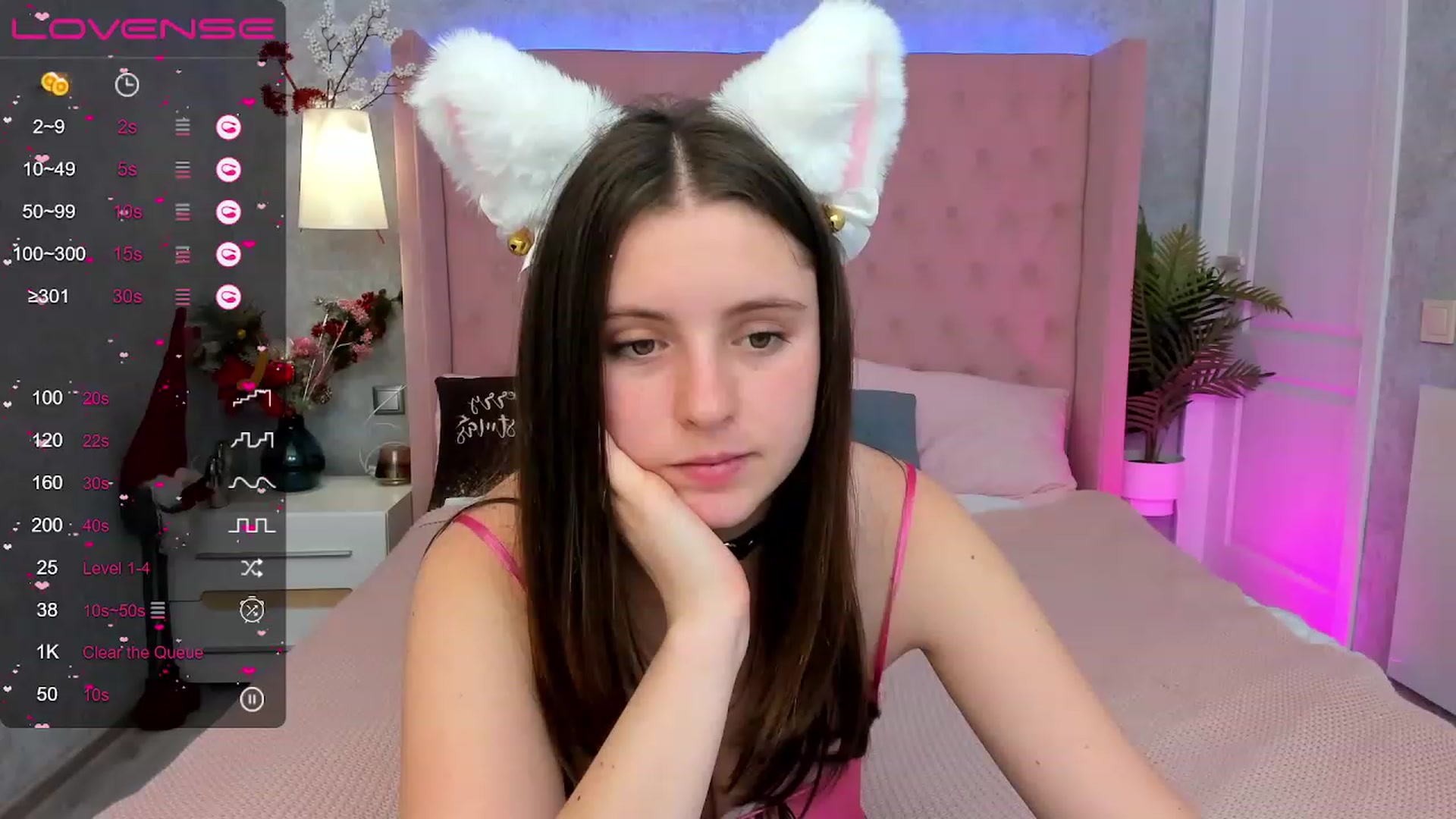 Gallery image thumbnail from ElsaJones's myfreecams stream on, 01/06/2023, 11:36 image 1 of 20