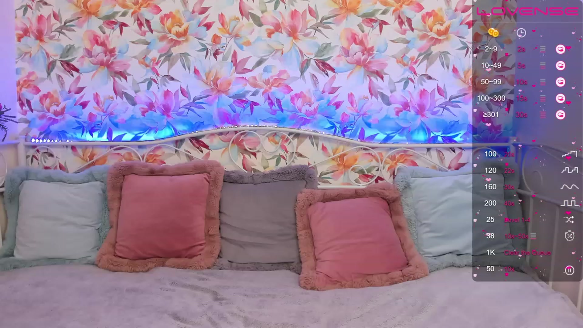 Gallery image thumbnail from ElsaJones's myfreecams stream on, 01/20/2023, 14:36 image 7 of 20
