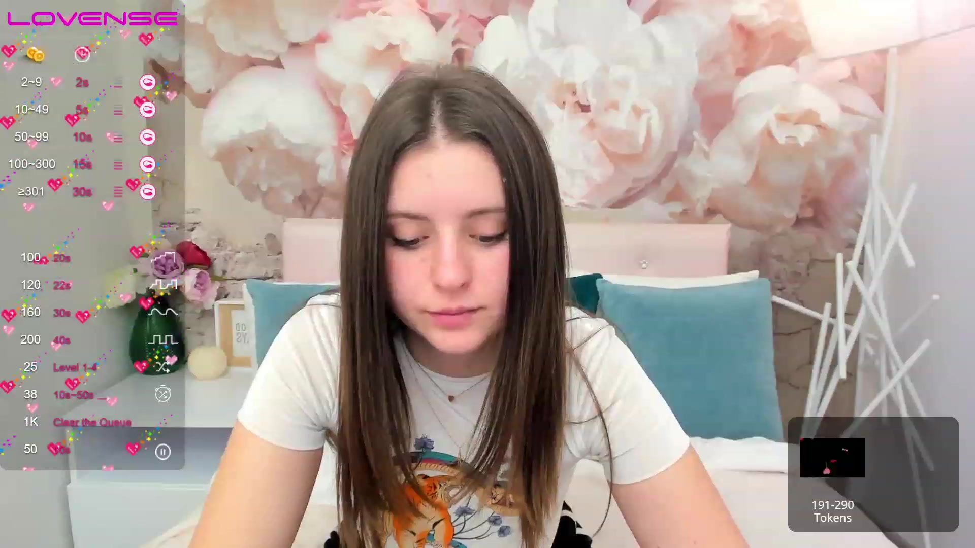 Gallery image thumbnail from ElsaJones's myfreecams stream on, 01/28/2023, 11:21 image 18 of 20