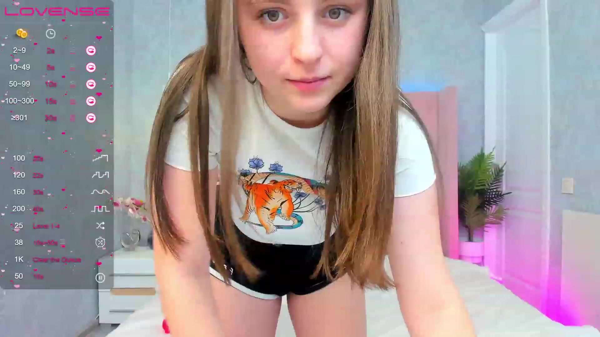 Gallery image thumbnail from ElsaJones's myfreecams stream on, 02/04/2023, 01:33 image 18 of 20