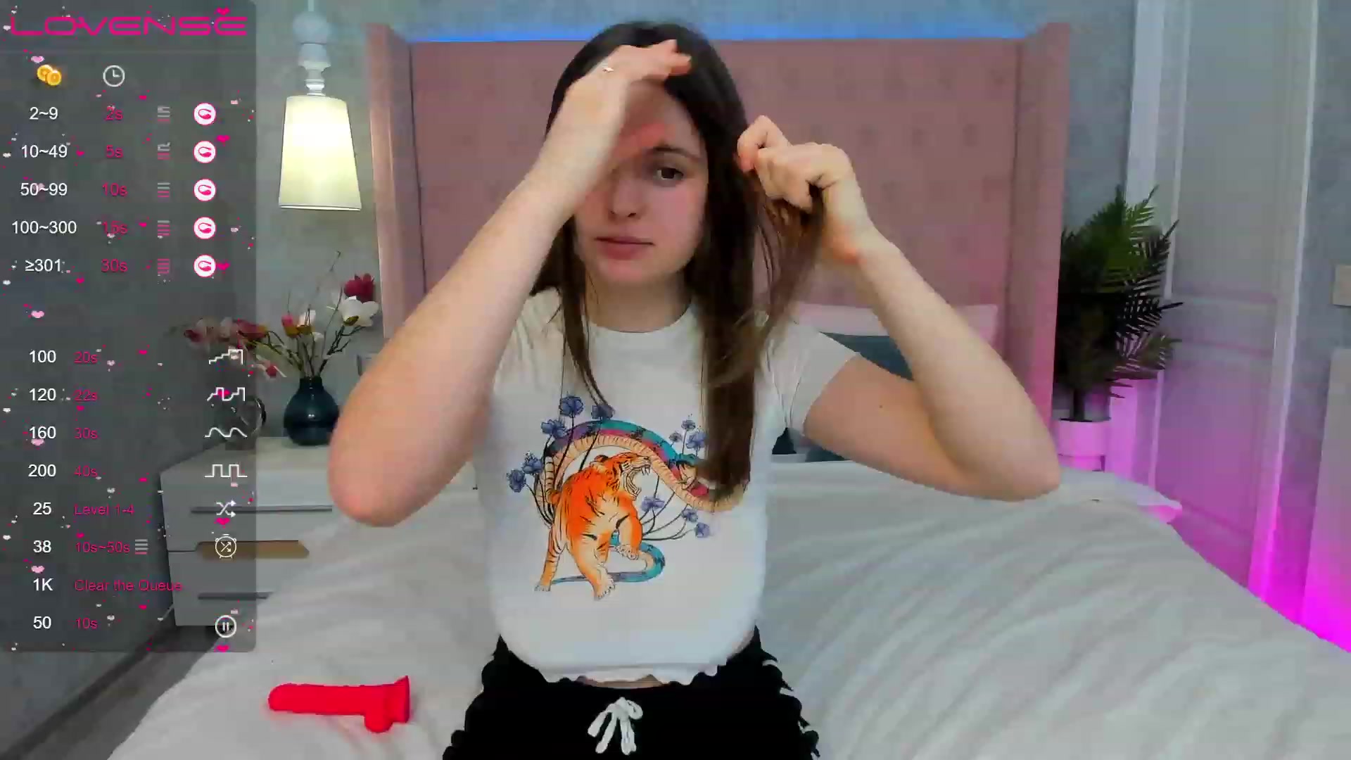 Gallery image thumbnail from ElsaJones's myfreecams stream on, 02/04/2023, 02:34 image 9 of 20