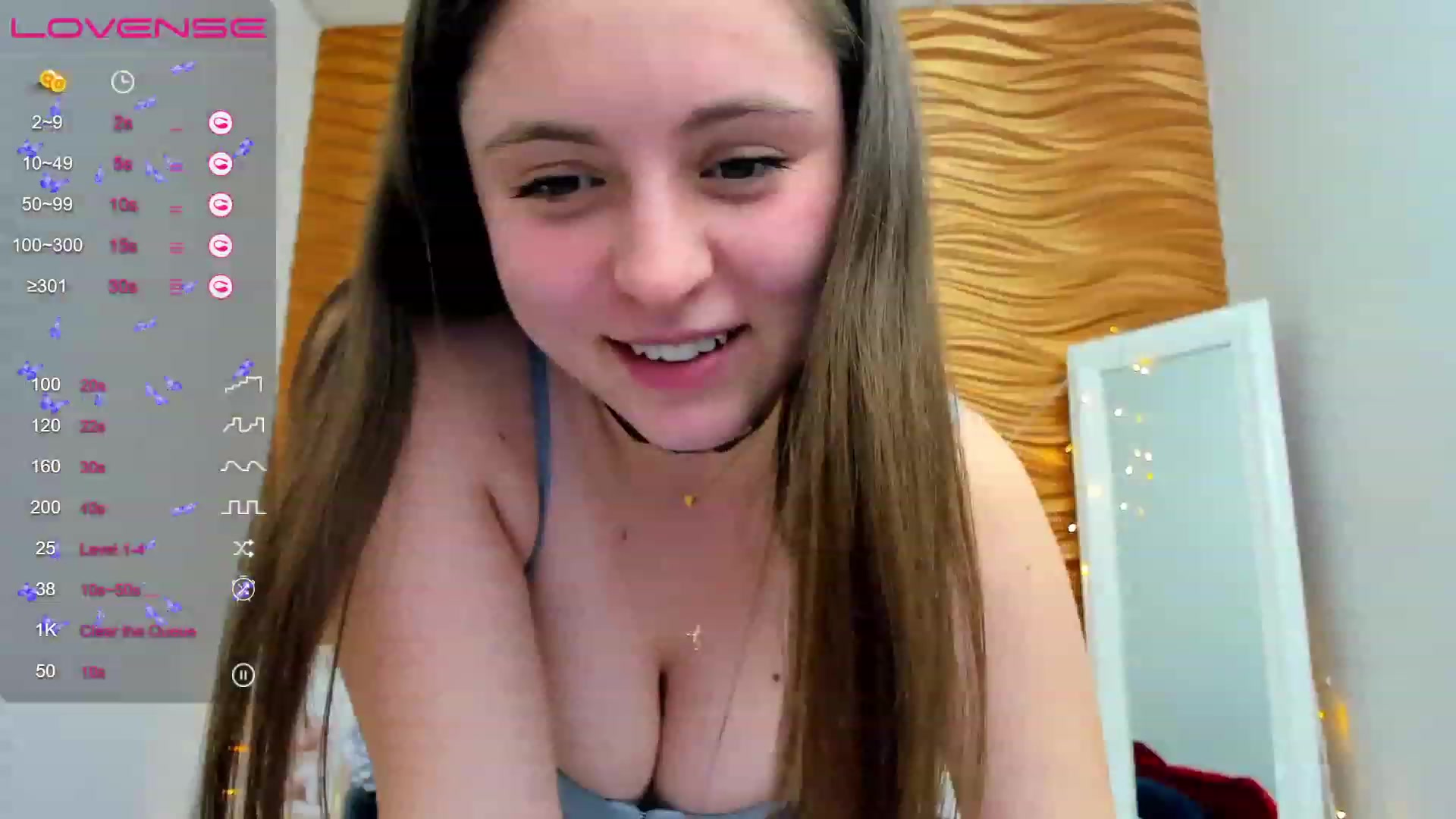 Gallery image thumbnail from ElsaJones's myfreecams stream on, 02/04/2023, 15:08 image 18 of 20